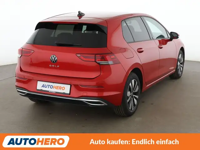 Volkswagen Golf view 6