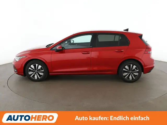 Volkswagen Golf view 3