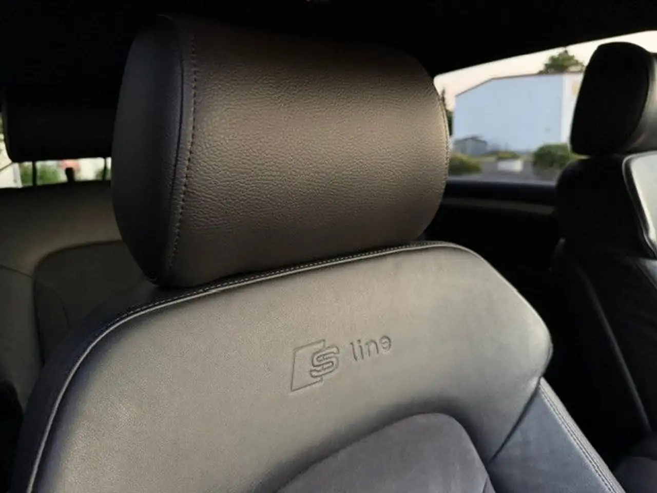 AUDI Q7 3.0 TDI 239CH QUATTRO S LINE