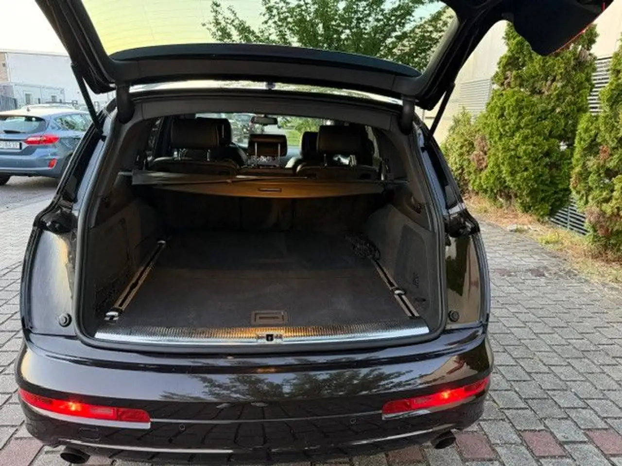 AUDI Q7 3.0 TDI 239CH QUATTRO S LINE