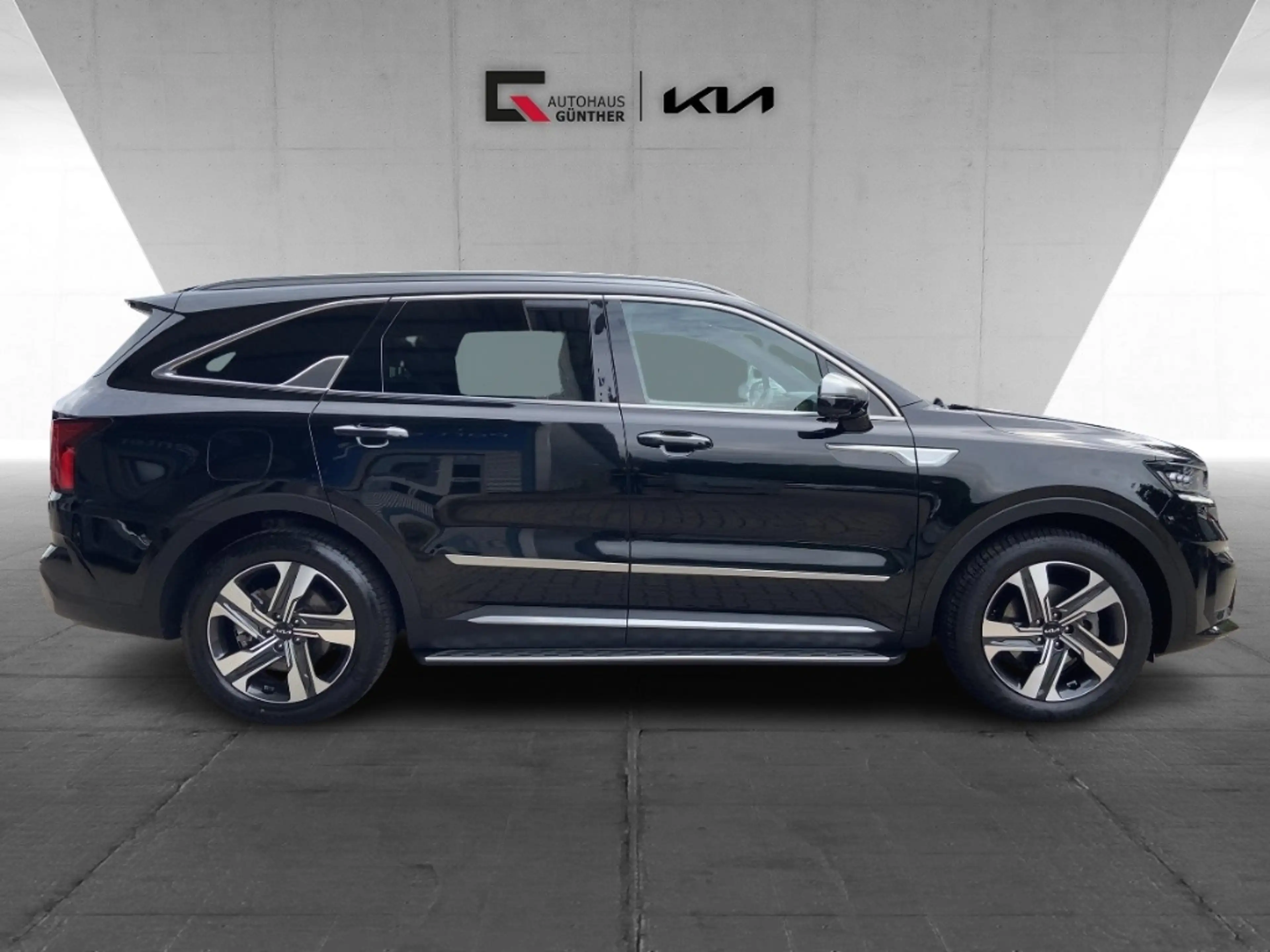 Kia Sorento Platinum 4WD Plug In/Pano/HUD/Bose/360°/Nappa — photo 5