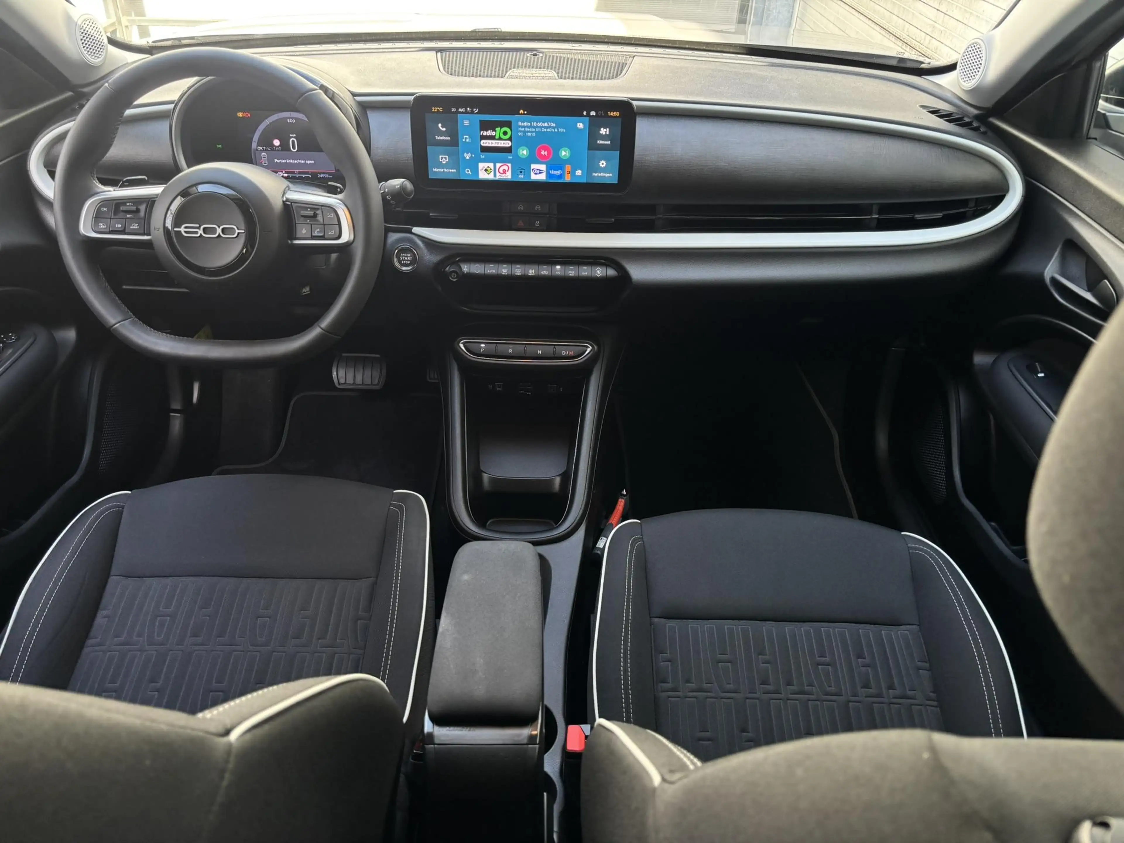 Fiat 600 Urban 1.2 Hybrid 110pk e-DSC6 | CAMERA | AFN. TREK — photo 15