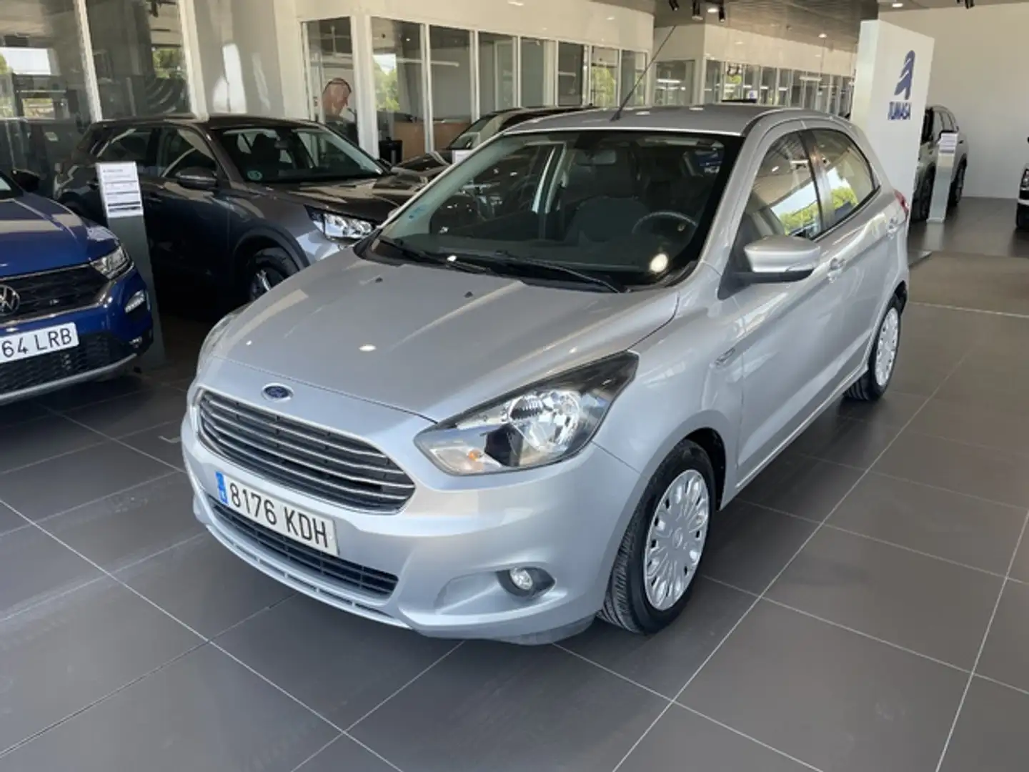 Ford Ka/Ka+ Ka+ 1.19 Ti-VCT Essential Plateado - 2
