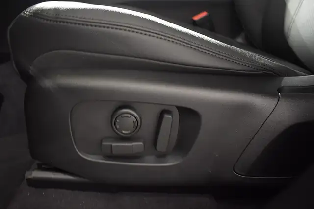 Land Rover Range Rover Velar P400e PHEV Allrad S Ansicht 10