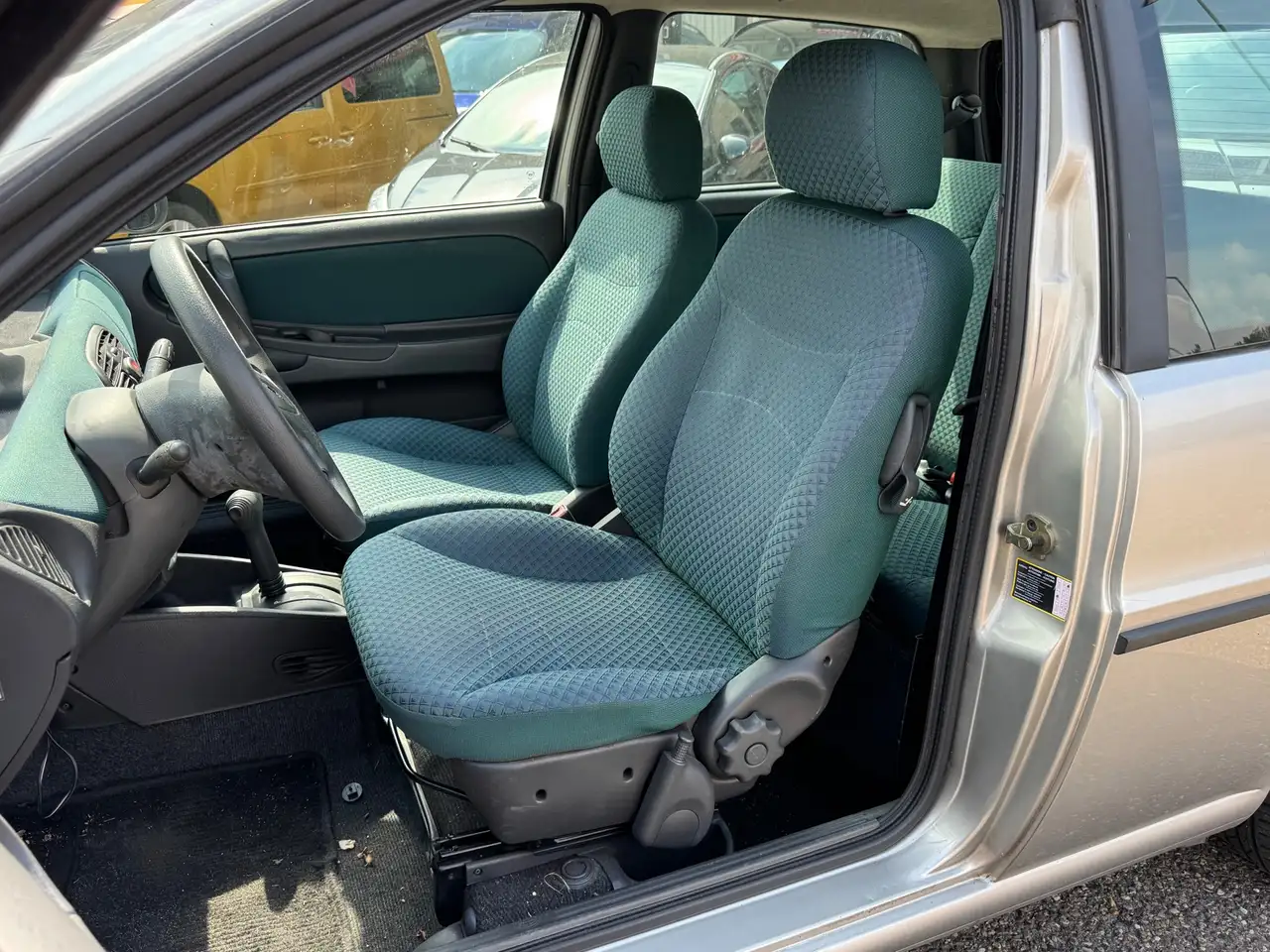 Lancia Ypsilon 1.2 LS ECVT automaat 01.08.27 apk, foto 12
