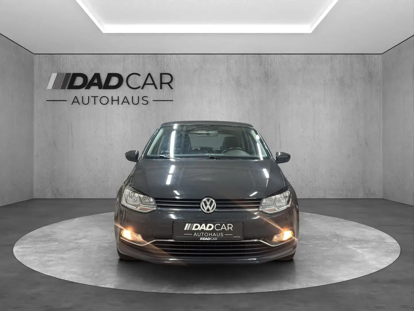 Volkswagen Polo Highline 2. Hand *4-Season*PDC*SHZ*KLIMA* Grijs - 2