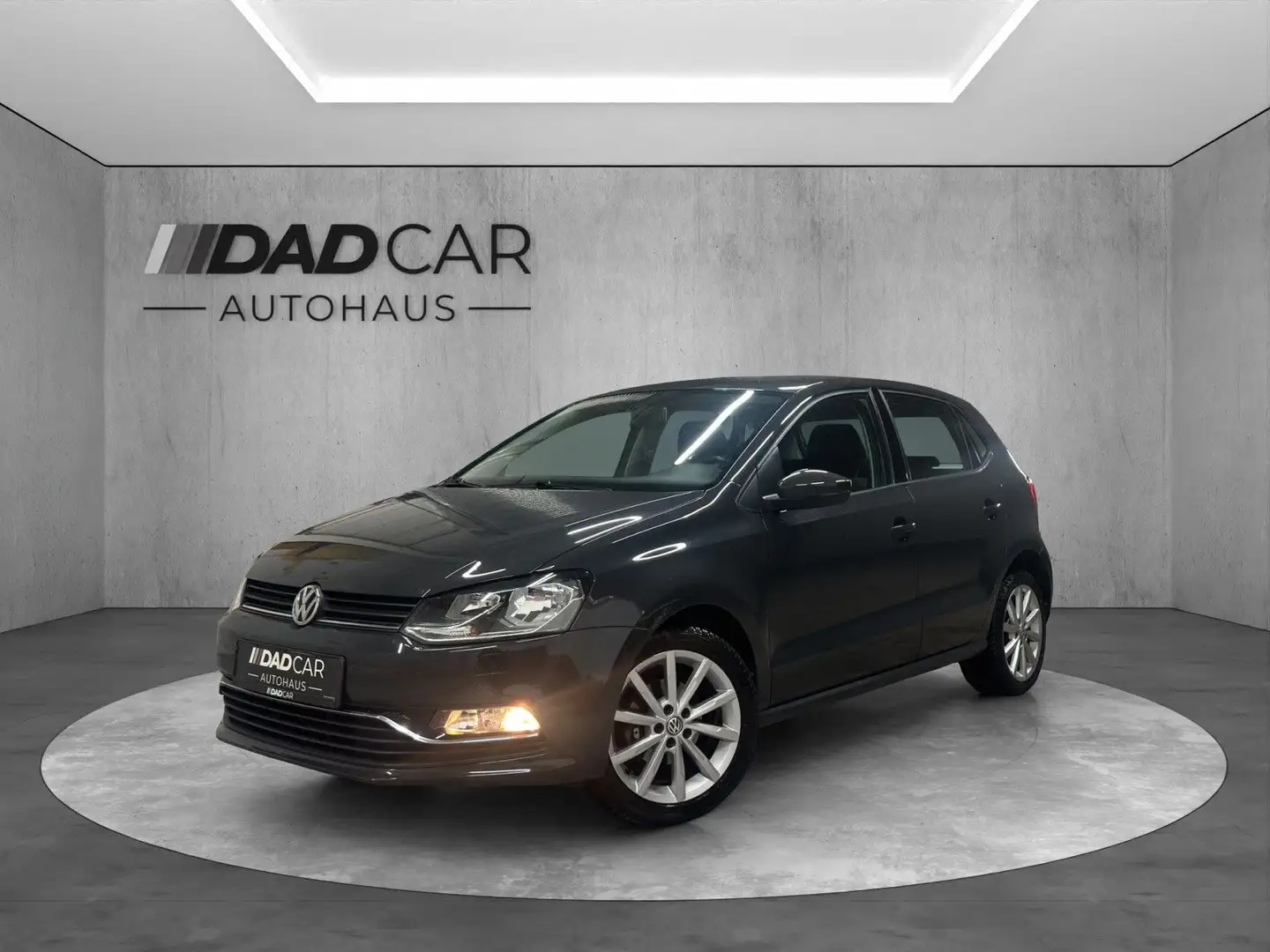 Volkswagen Polo Highline 2. Hand *4-Season*PDC*SHZ*KLIMA* Grijs - 1
