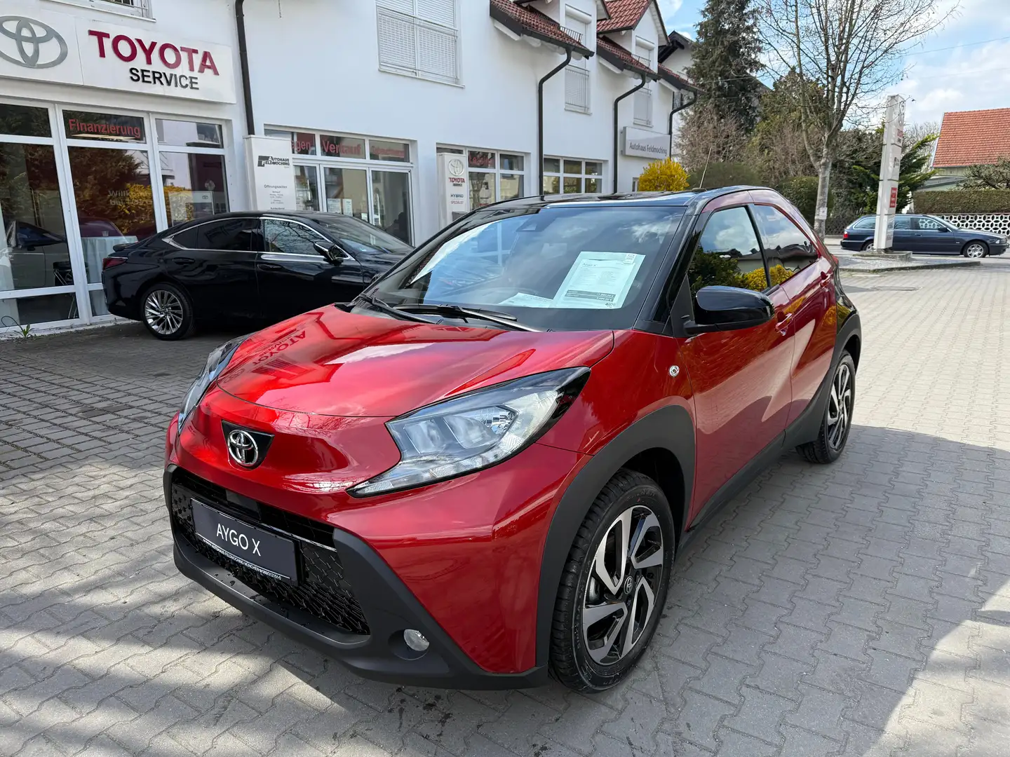 Toyota Aygo X Team D CVT,Klima,CarPlay,Kamera,Alu Rojo - 1