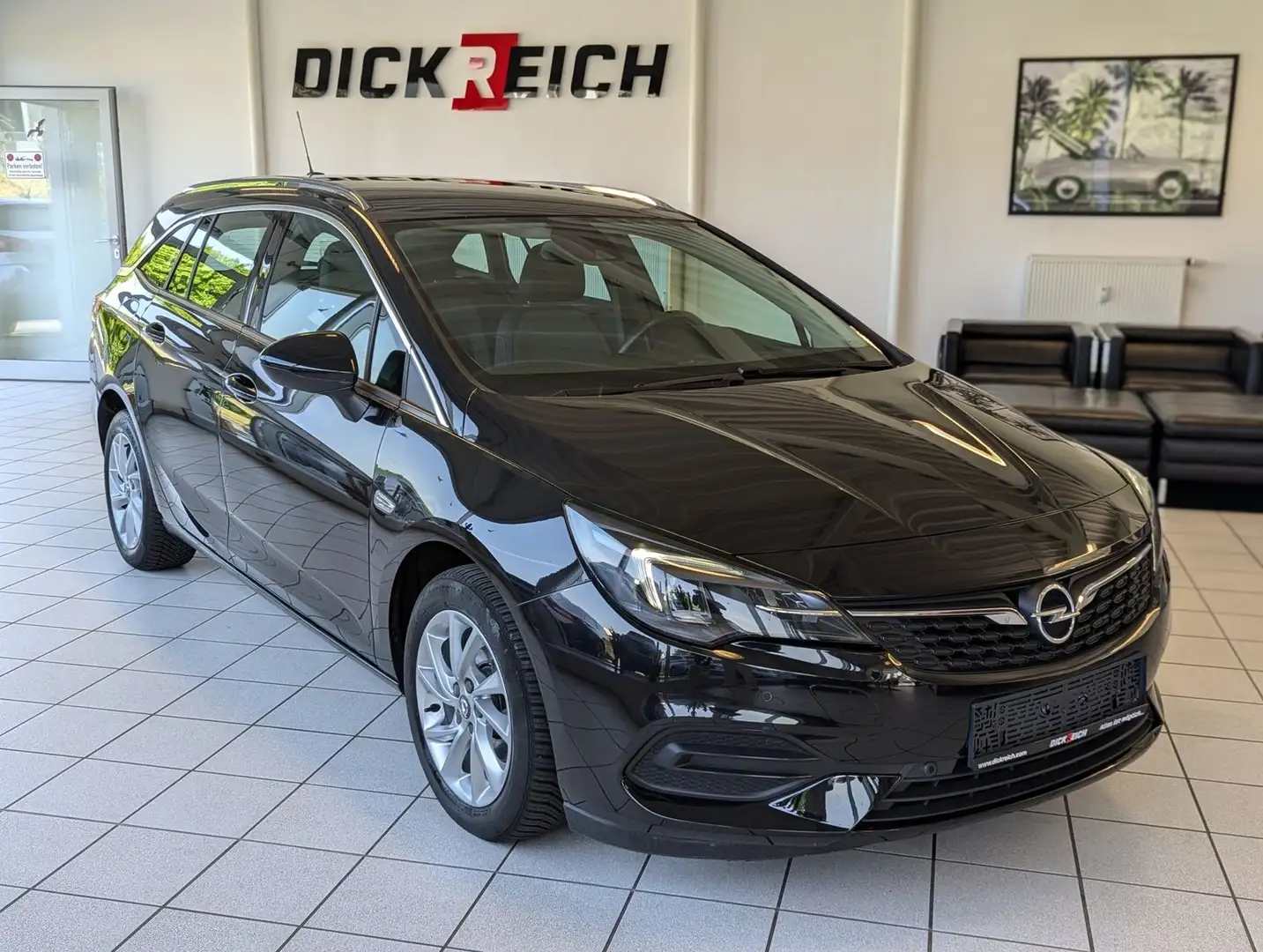 Opel Astra 1.5 CDTI Aut. Elegance Navi LED Kamera Schwarz - 1