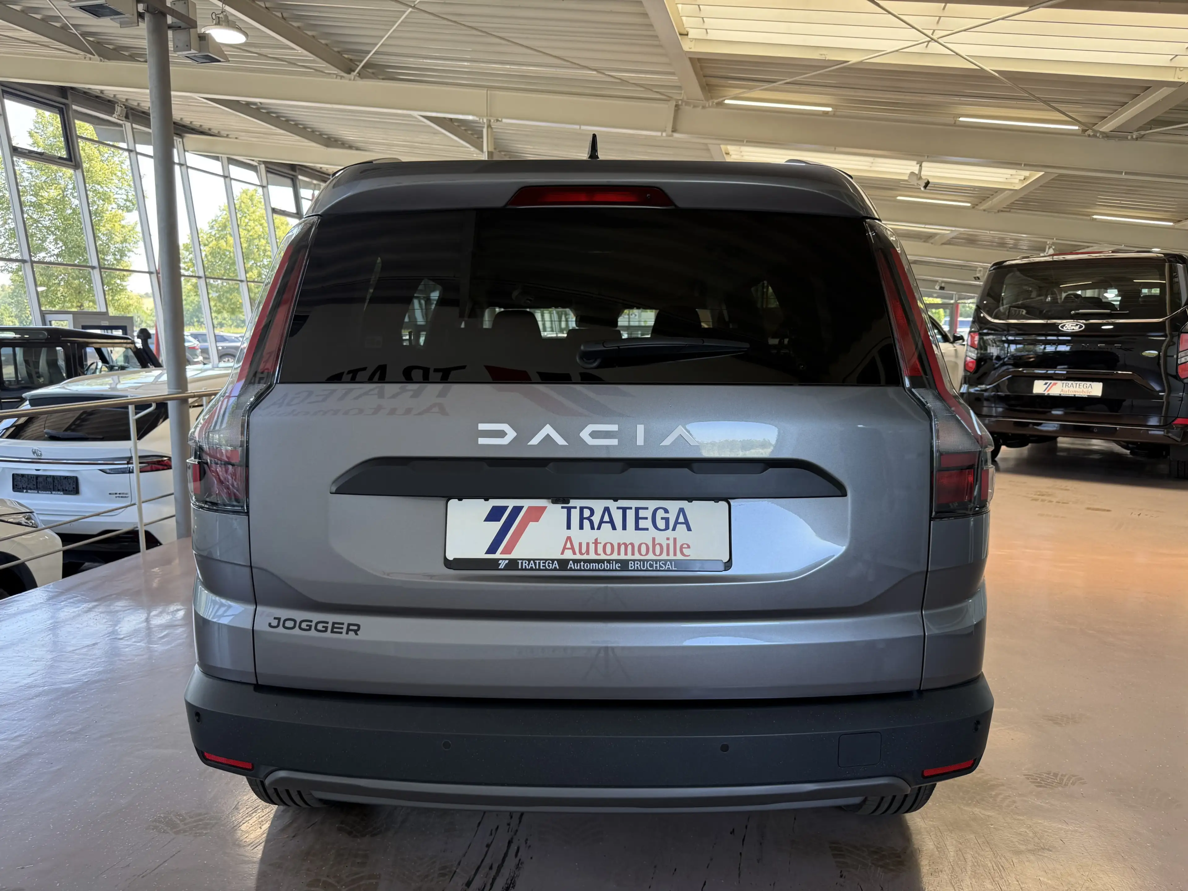 Dacia Jogger TCe 110 Journey + Reserverad — photo 6