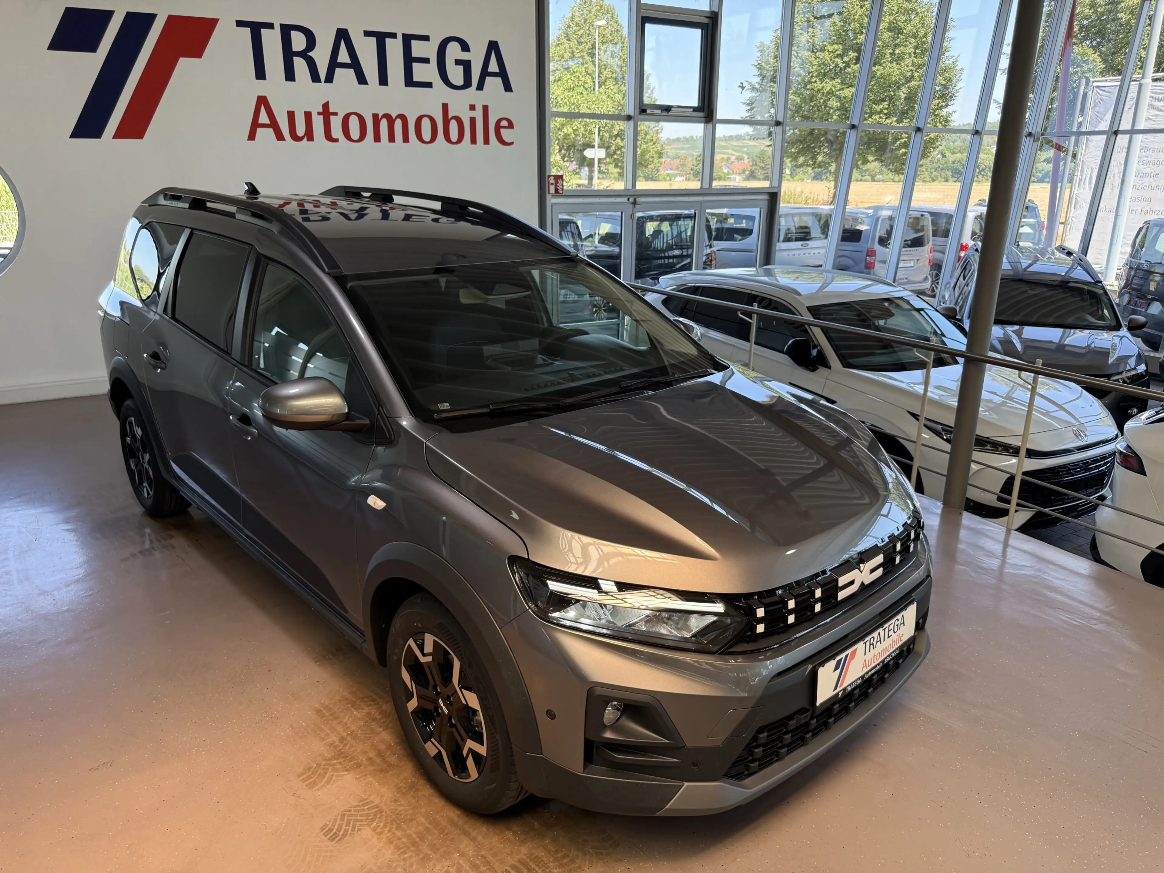 Dacia Jogger TCe 110 Journey + Reserverad — photo 9