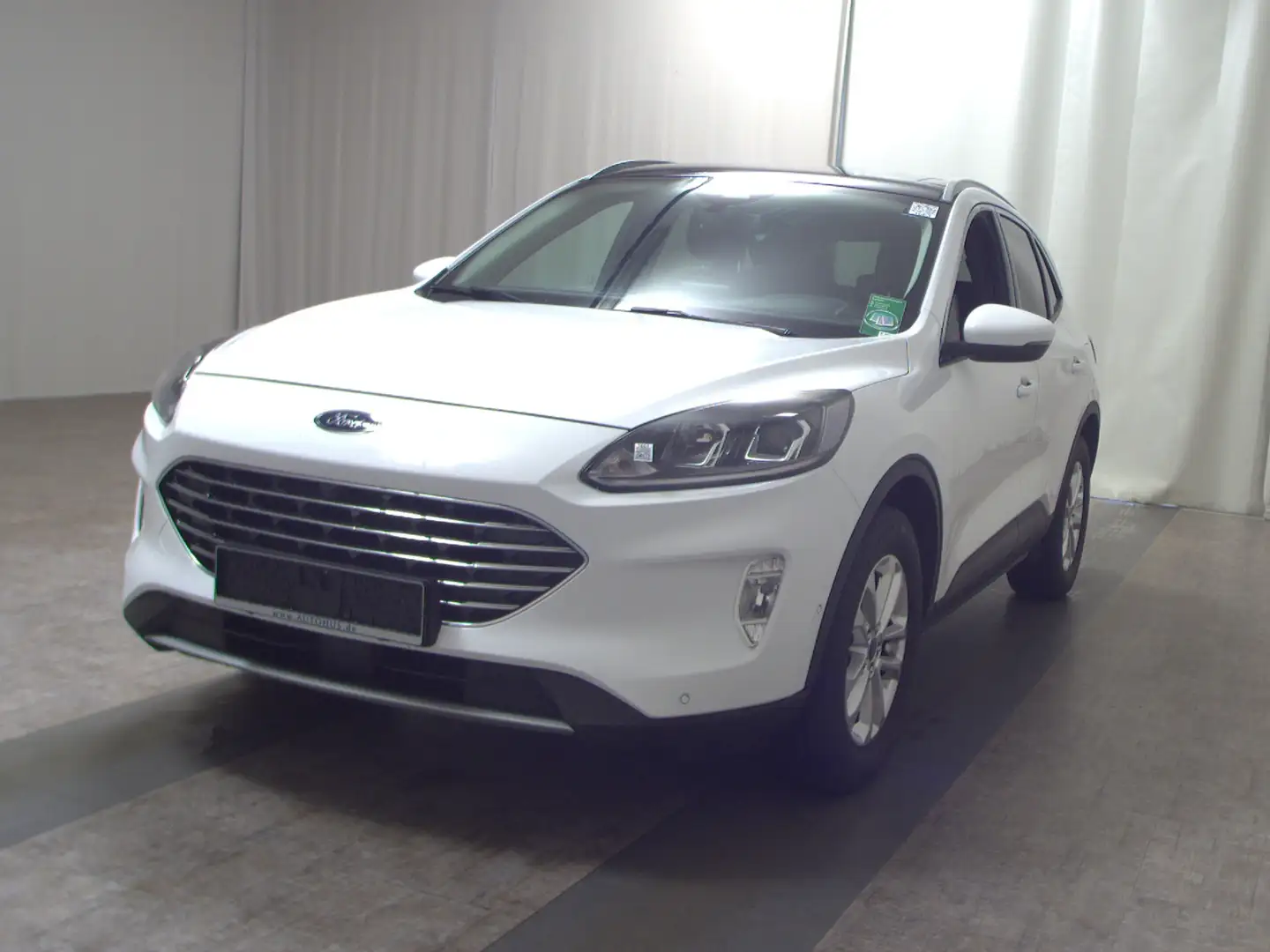 Ford Kuga 2.0 EB Titanium RfK Pano Navi LED DC ACC Weiß - 2