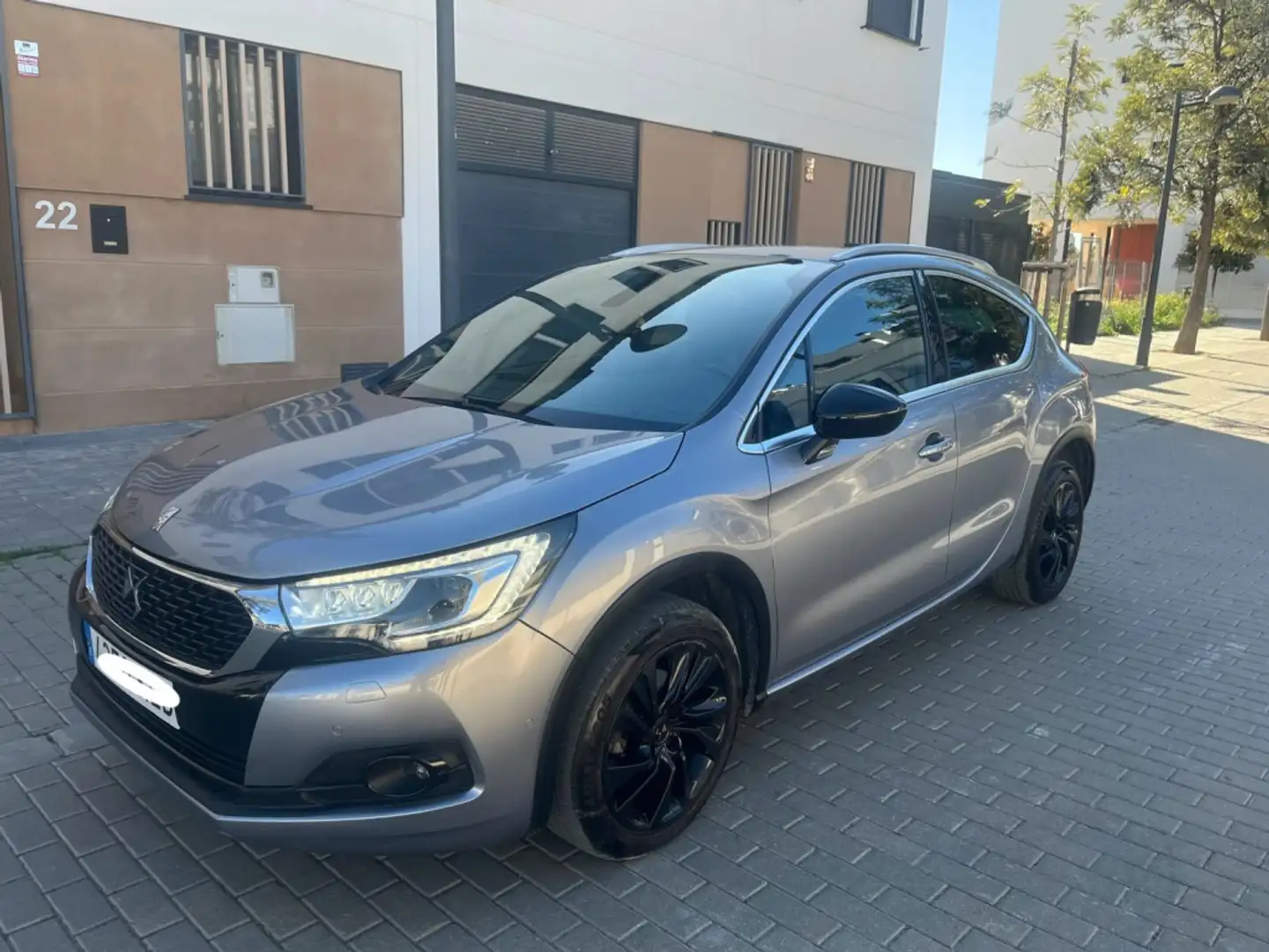 DS Automobiles DS 4 Crossback 1.6BlueHDi S&S Connected Chic Azul - 2