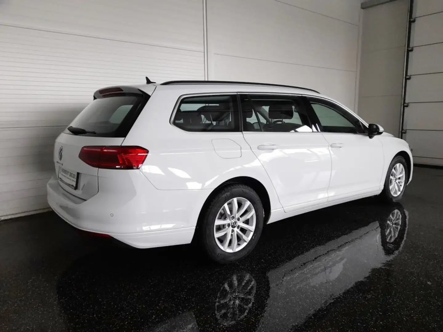 Volkswagen Passat Variant BUSINESS 2,0 TDI DSG *MATRIX-LED / NAVI / AHV & KAMERA / ACC / SPORT MASSAGESITZ / E-KLAPPE* Weiß - 2