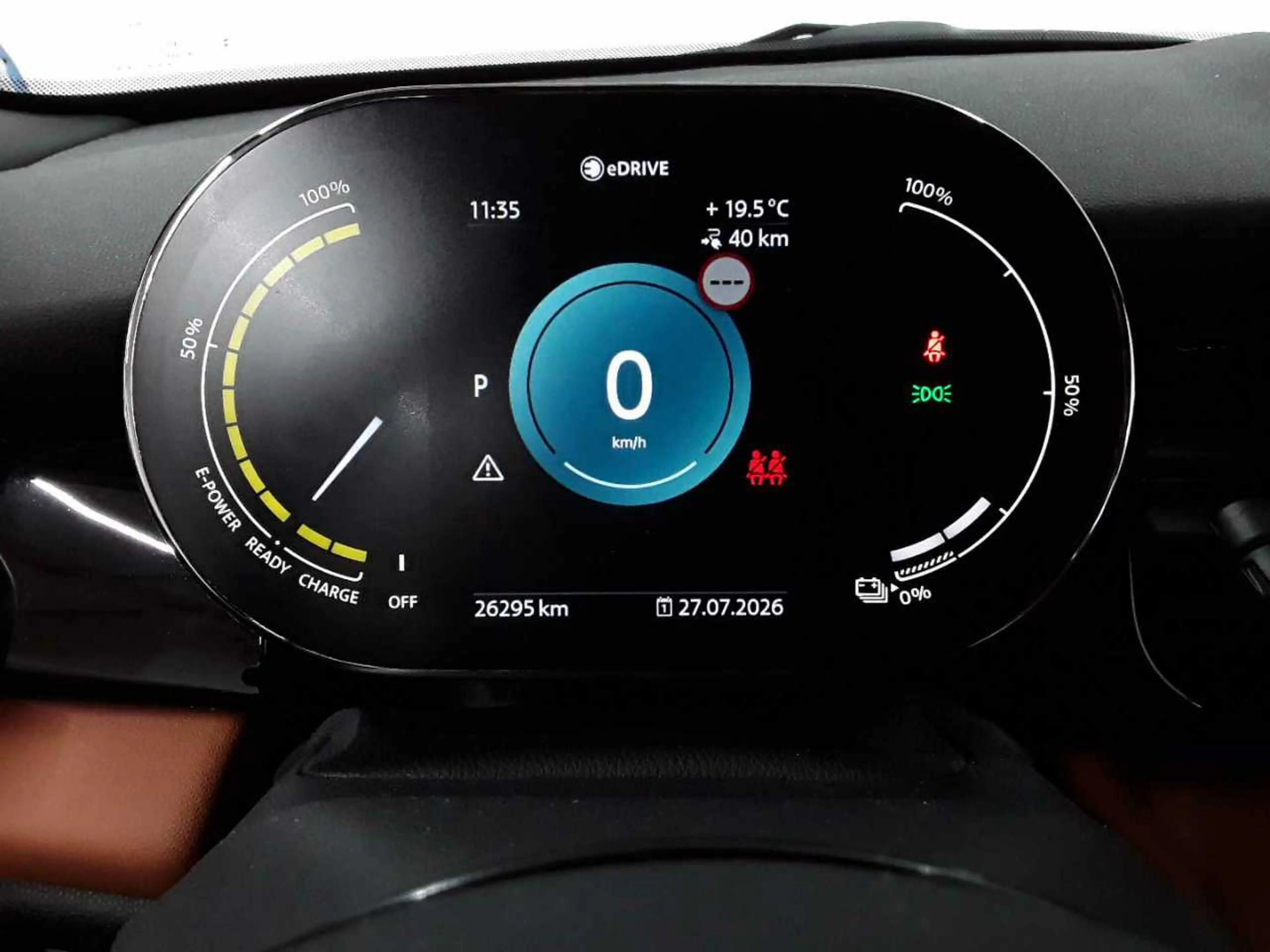 MINI Cooper SE Mini Cooper SE Classic Trim Navi Leder SHZ — photo 11