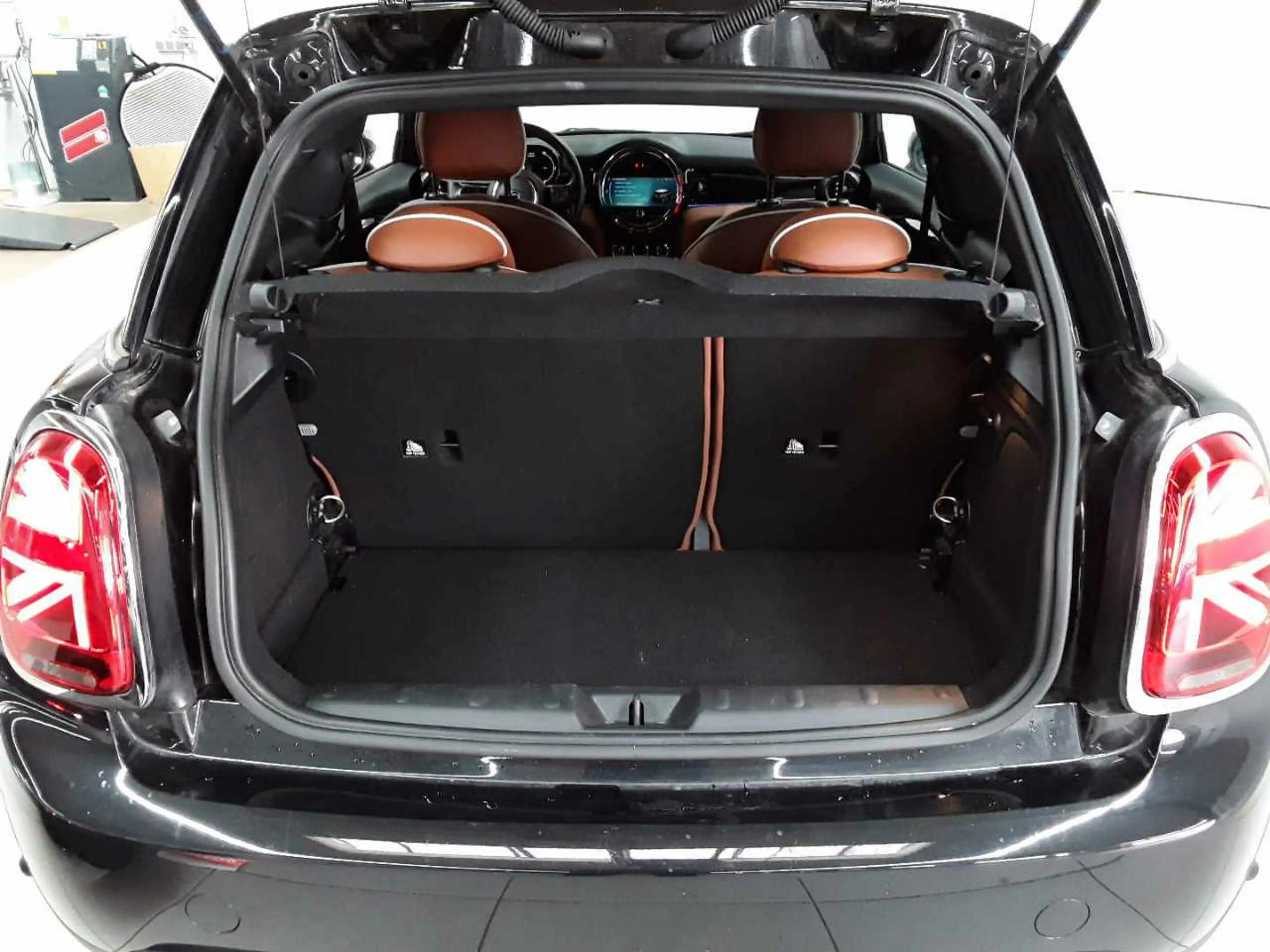 MINI Cooper SE Mini Cooper SE Classic Trim Navi Leder SHZ — photo 15