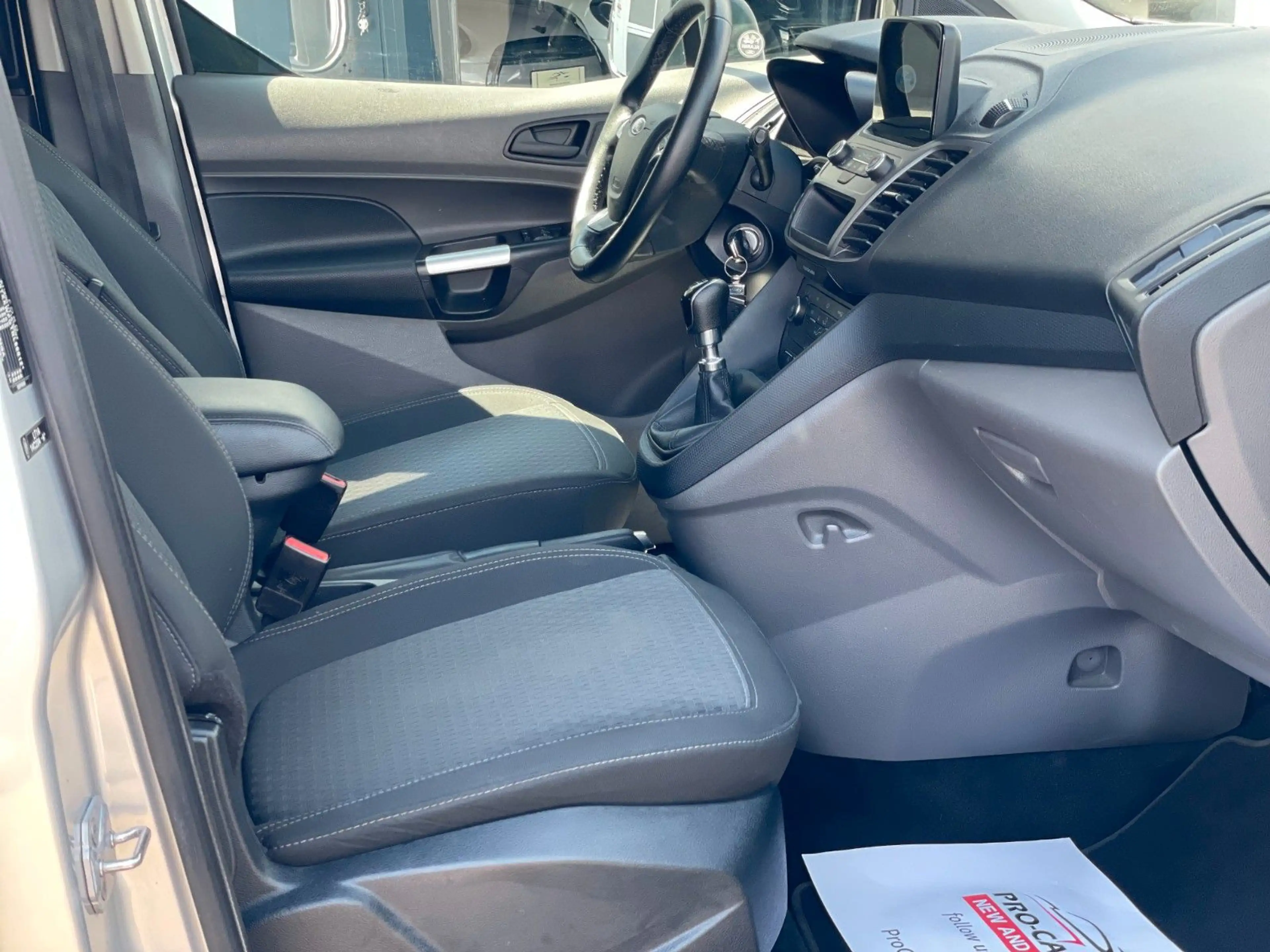Ford Tourneo Connect |Navi|DAB|Kamera|heizb.Frontsch.| — photo 11