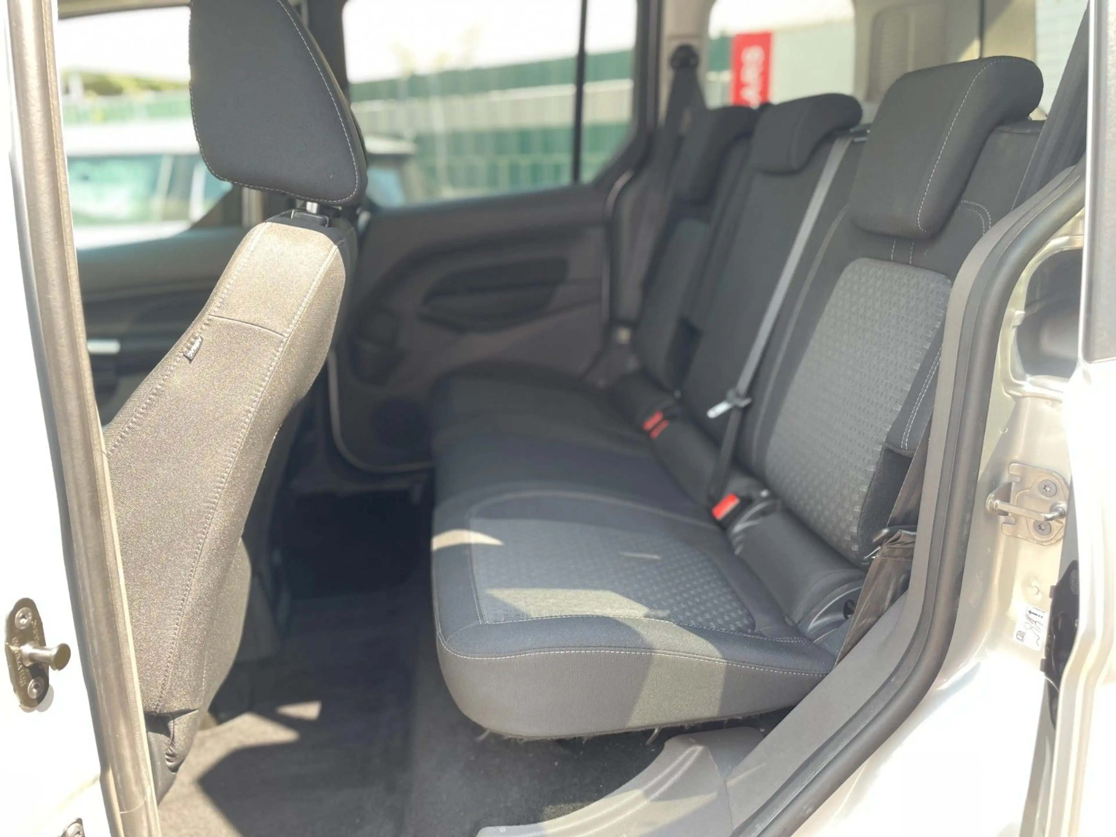 Ford Tourneo Connect |Navi|DAB|Kamera|heizb.Frontsch.| — photo 13