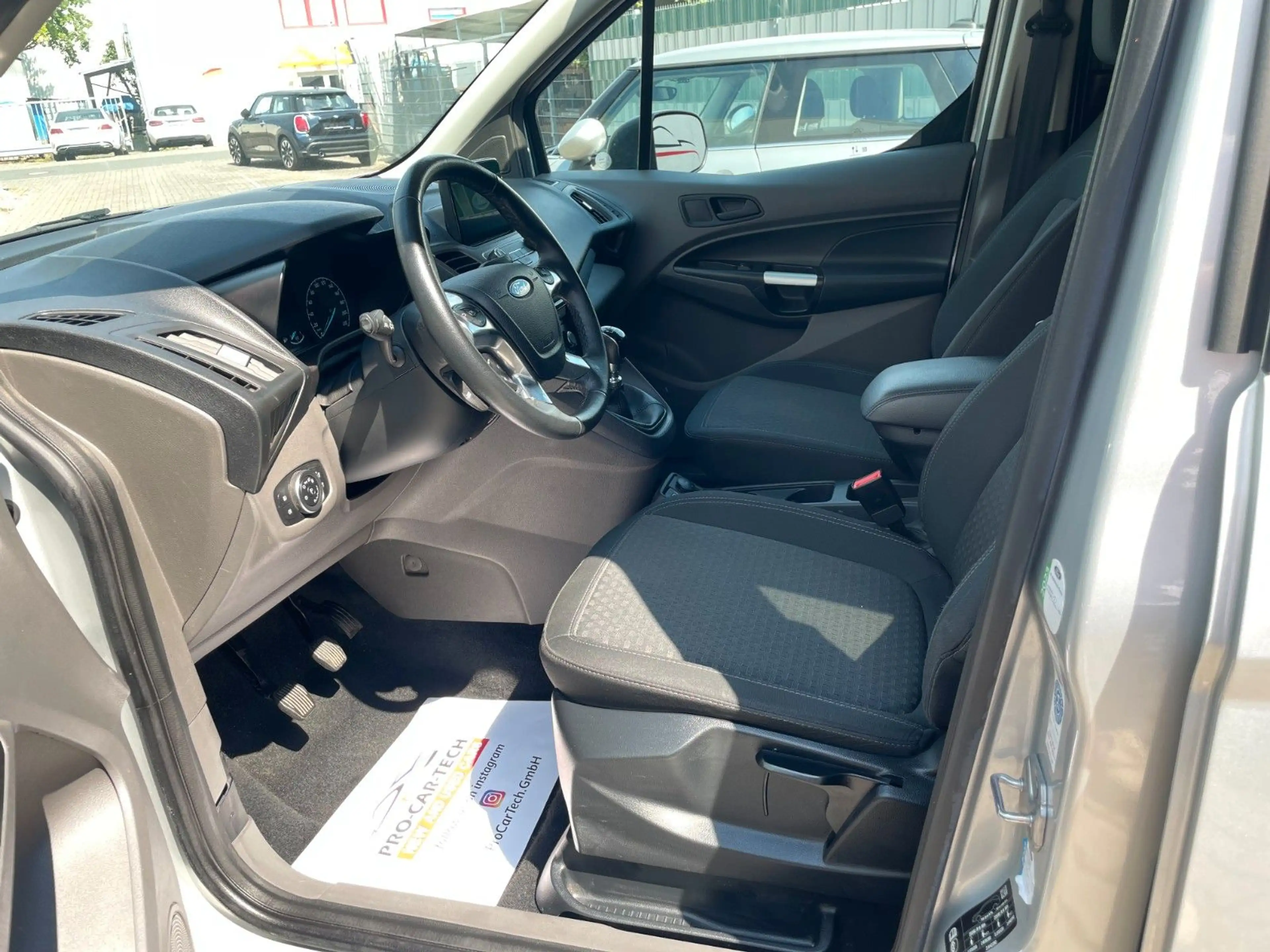 Ford Tourneo Connect |Navi|DAB|Kamera|heizb.Frontsch.| — photo 10