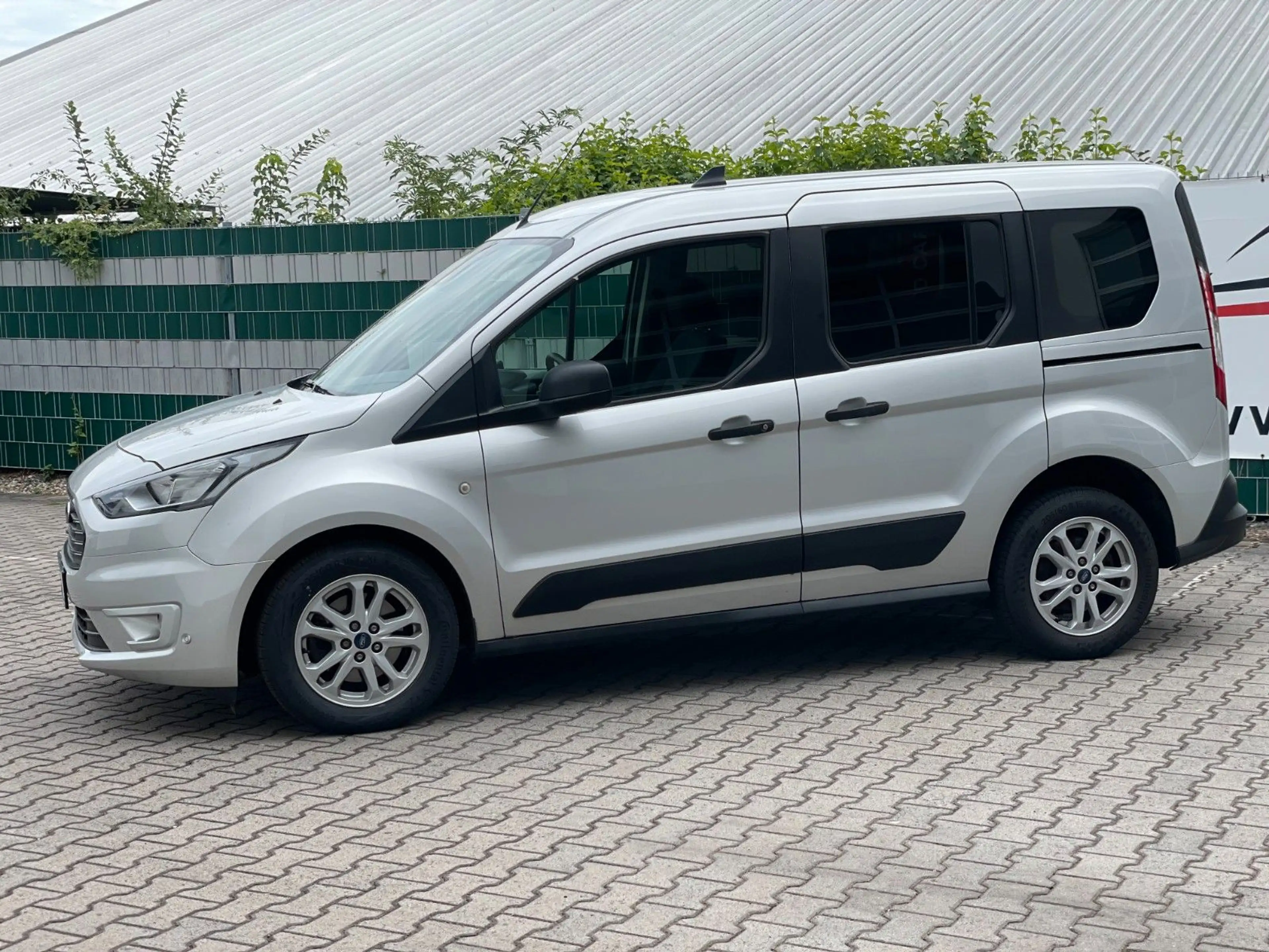 Ford Tourneo Connect |Navi|DAB|Kamera|heizb.Frontsch.| — photo 9