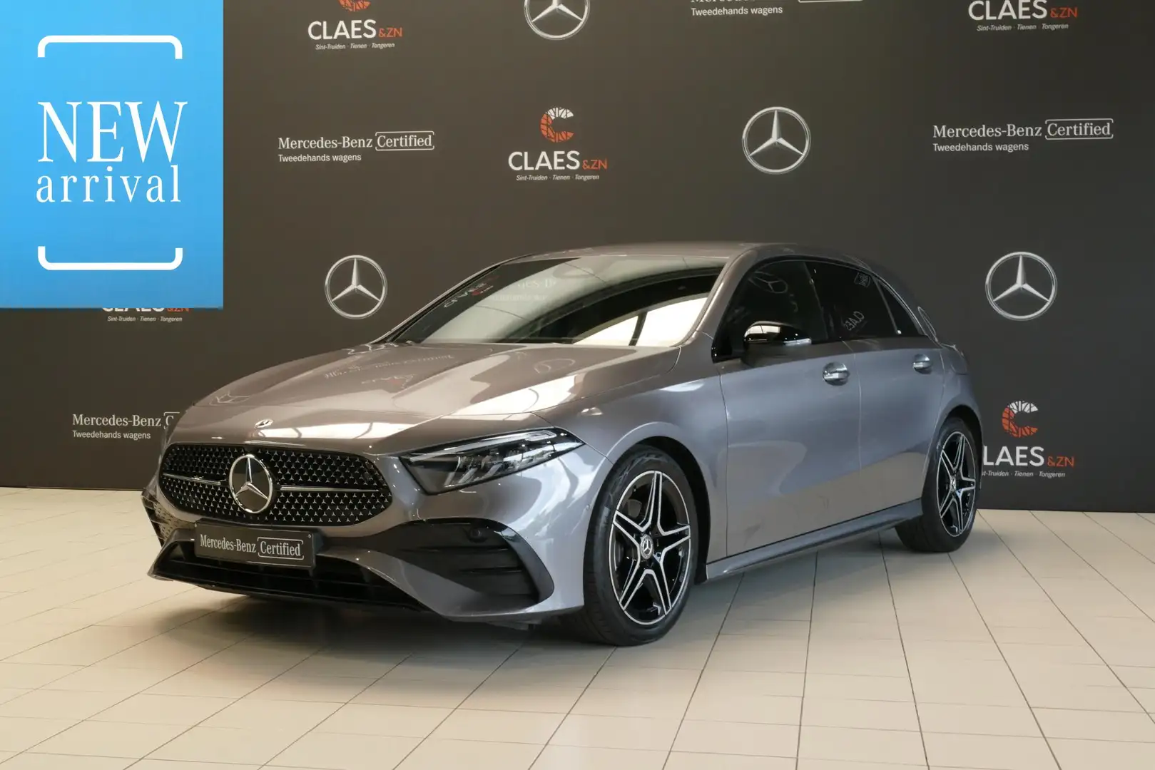 Mercedes-Benz A 180 A d AMG Line DOS 7467 + 2x onderhoud! Gris - 1