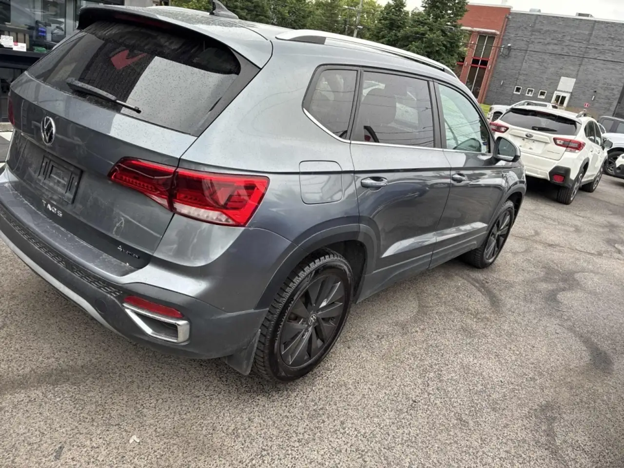 Volkswagen Taos photo Volkswagen Taos