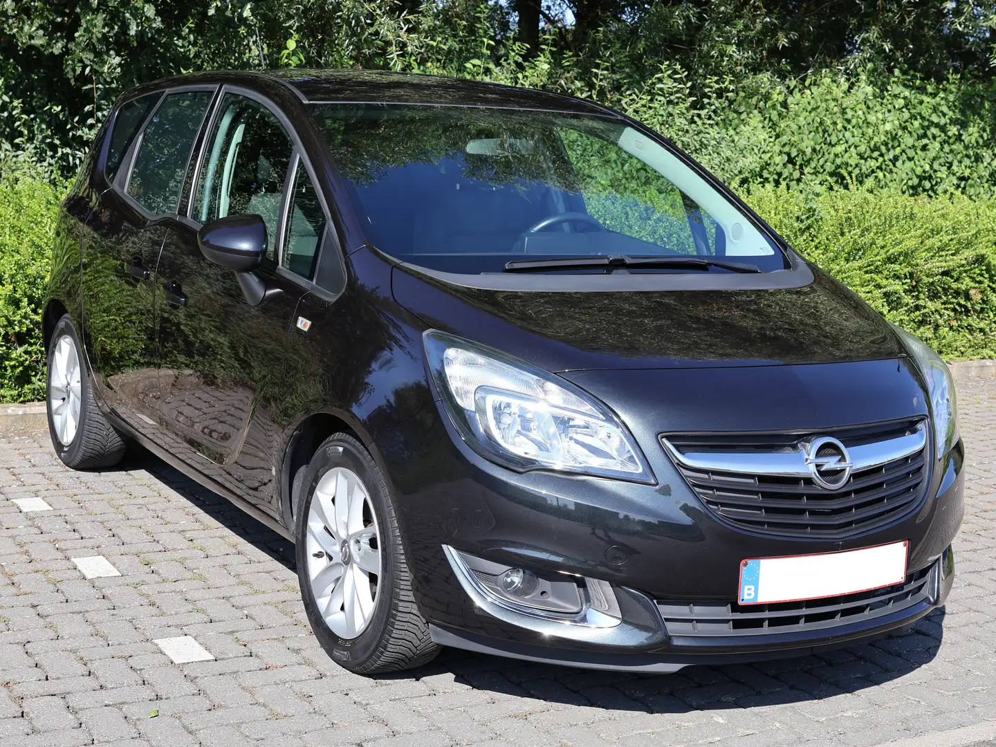 Opel Meriva Ultimate Edition - Essence 74kW - Euro 6b Noir - 1