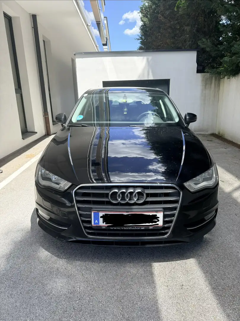 Audi A3 Sportback - 1