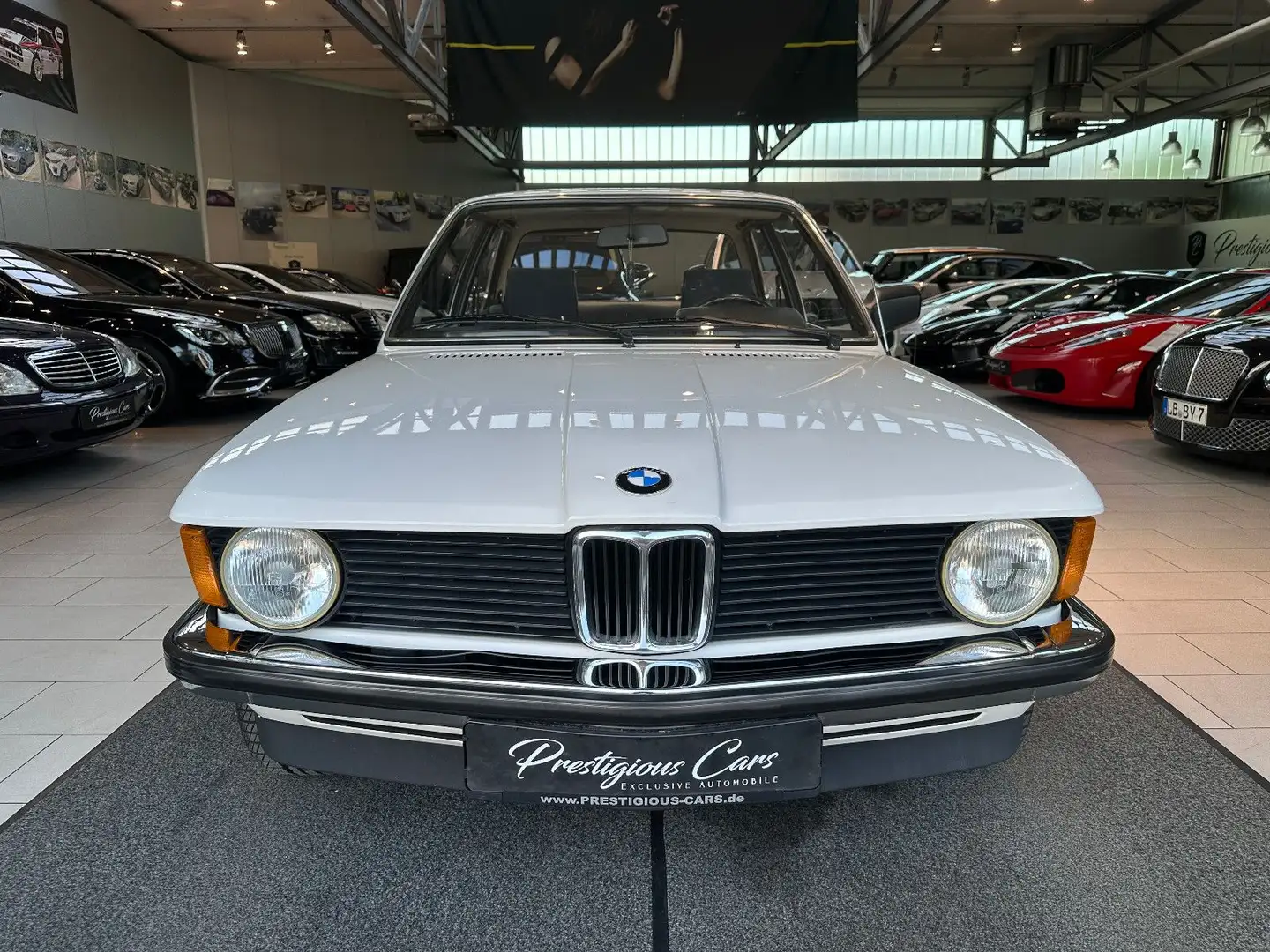 BMW 316 i E21 Automatik Original KM sehr gepflegt TOP Blanc - 1