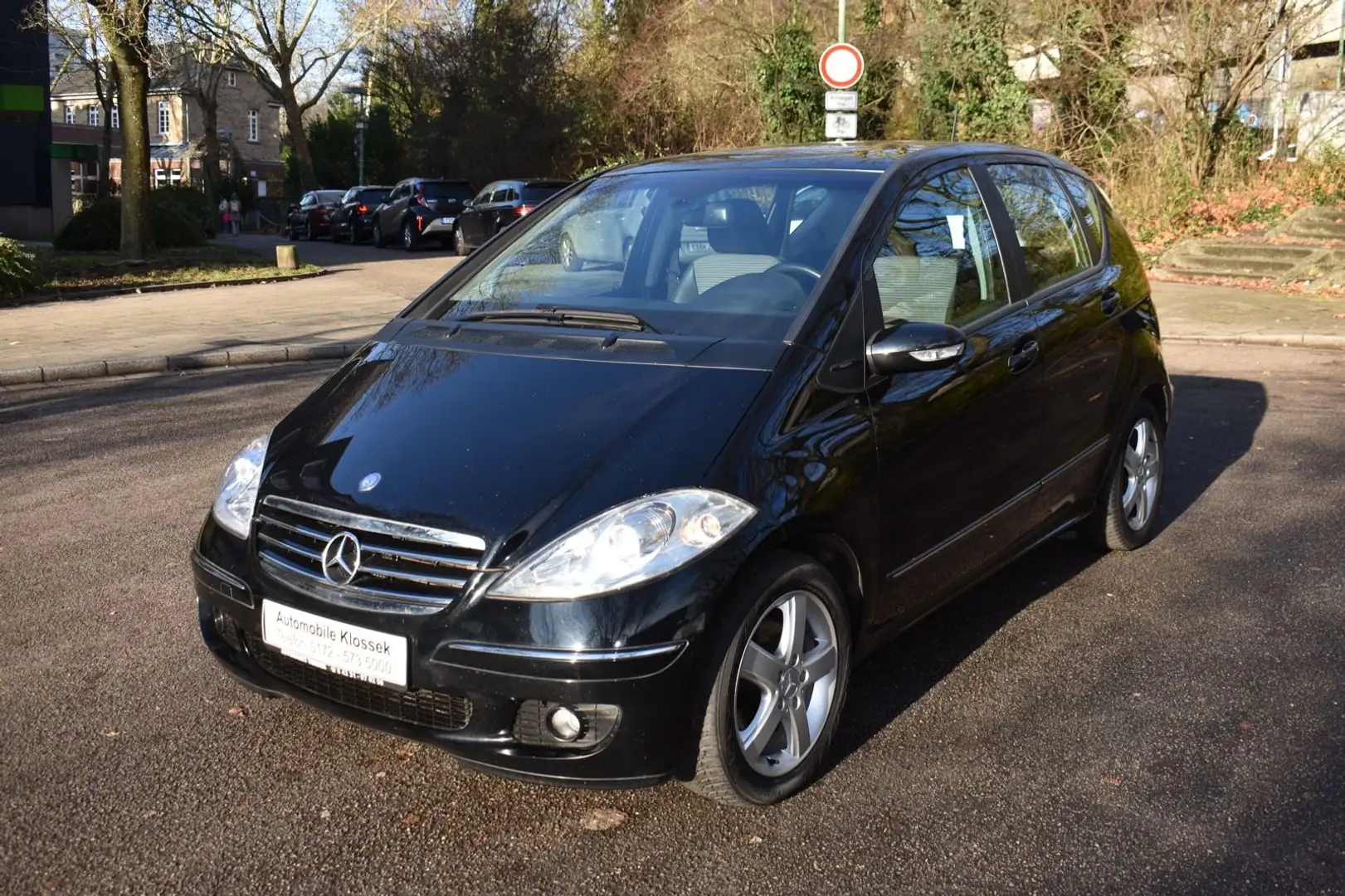 Mercedes-Benz A 150 A, Automatik, Teilleder, Sitzh. Negru - 1