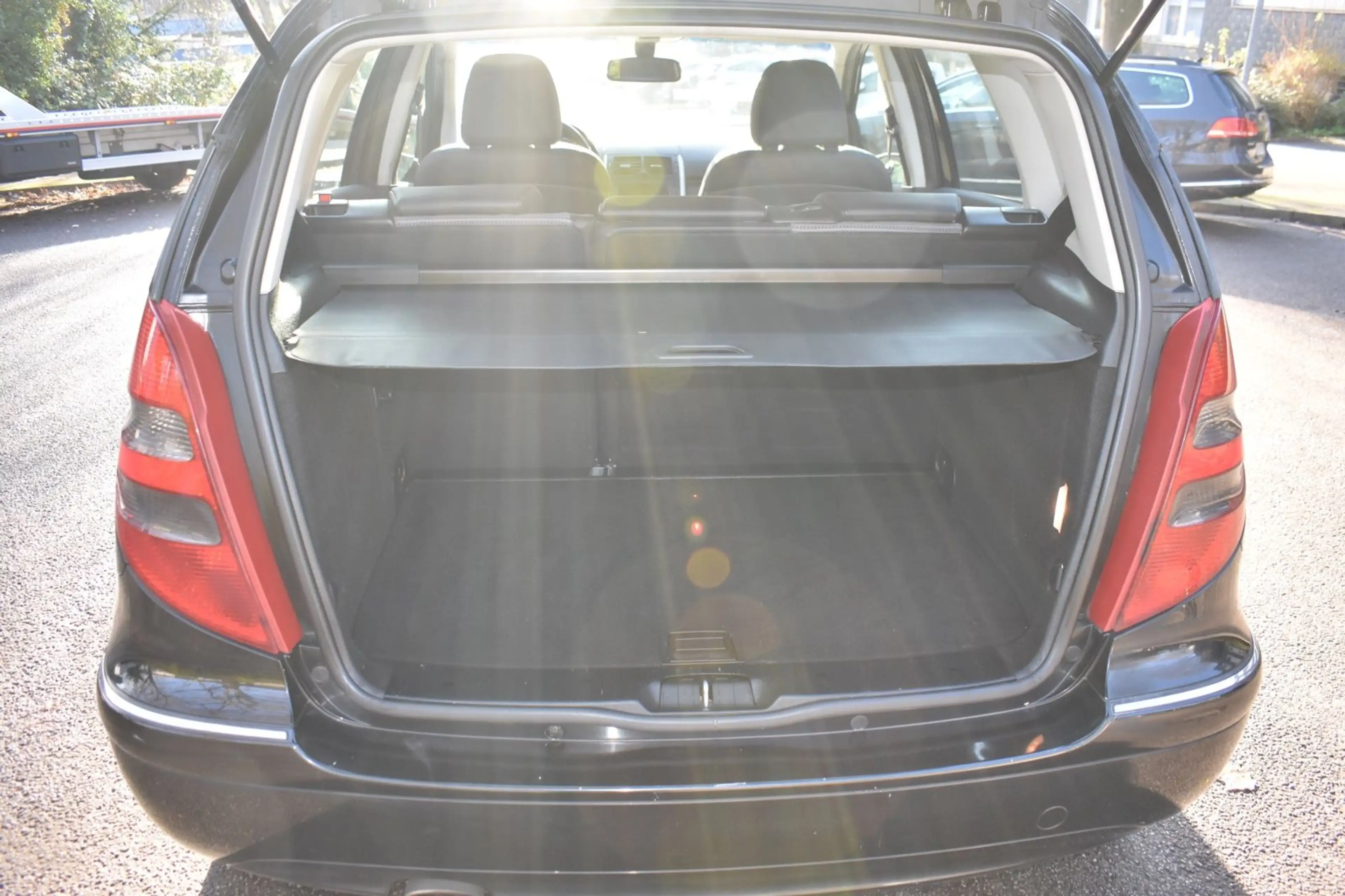 Mercedes-Benz A 150 A, Automatik, Teilleder, Sitzh. — photo 14
