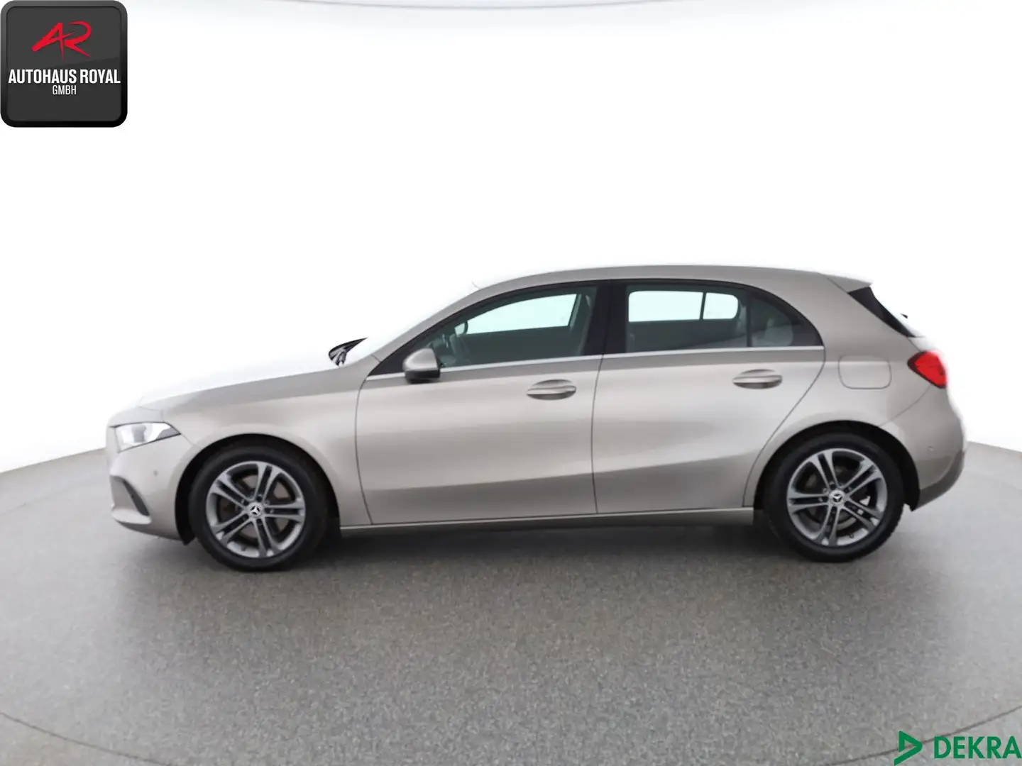 Mercedes-Benz A 220 A 220 d STYLE WIDE,KAMERA,TOTWINKEL,SCHECKHEFT Silber - 2