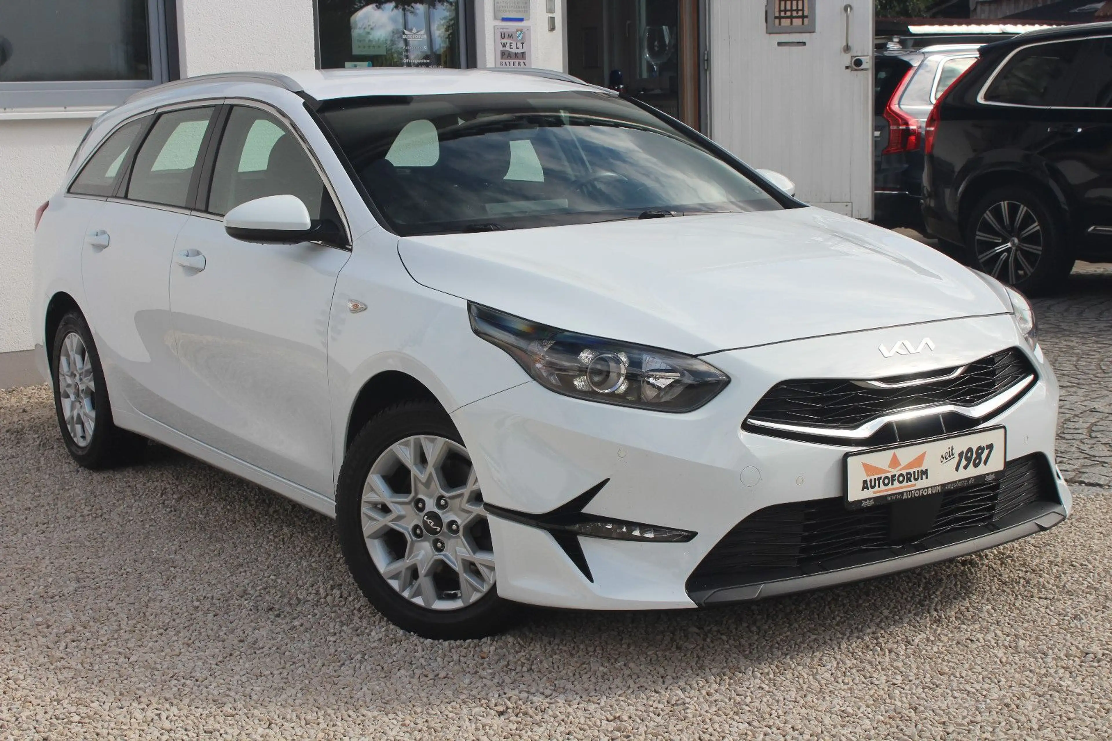 Kia Ceed SW / cee'd SW ~Kamera~Automatik~Navi~ — photo 14