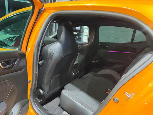 Renault Megane view 10