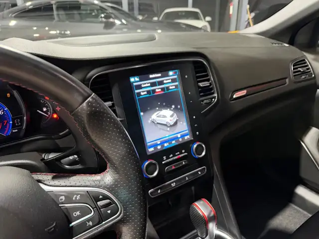 Renault Megane view 14