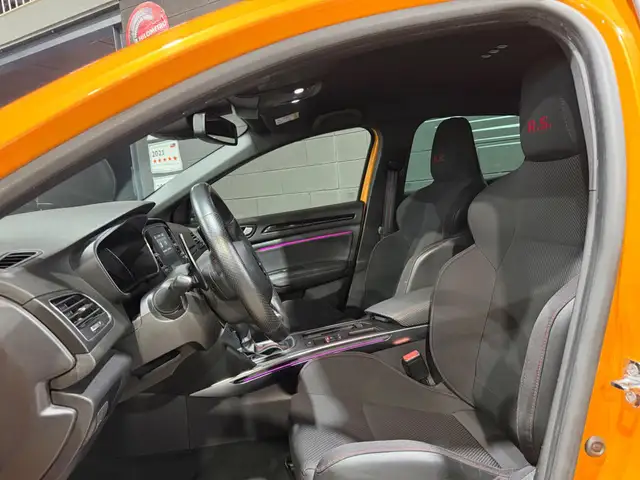 Renault Megane view 11