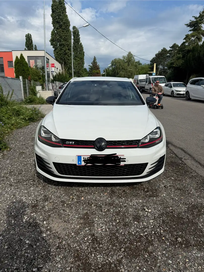 Volkswagen Golf GTI 2,0 TSI Weiß - 1
