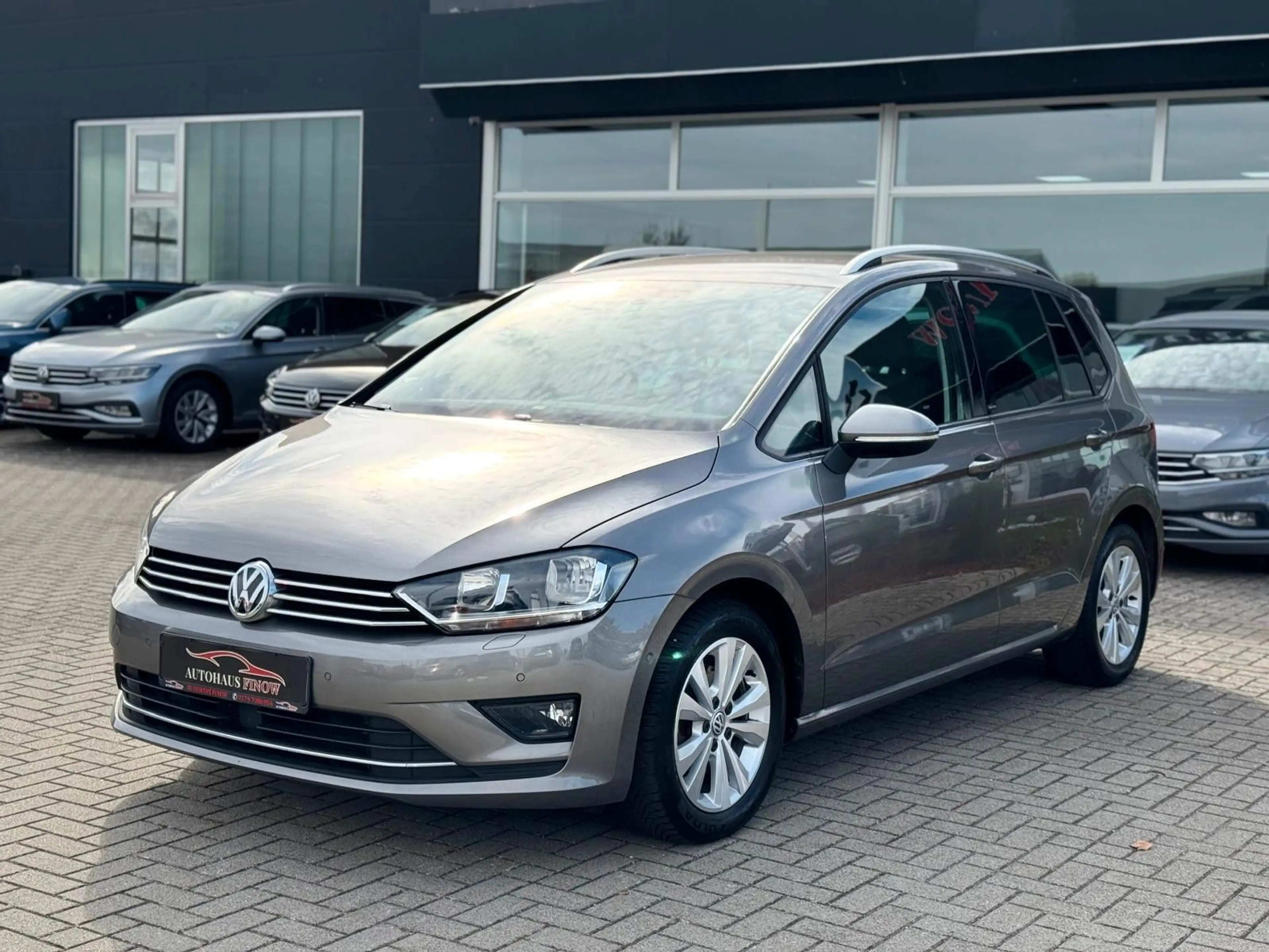 Volkswagen Golf Sportsvan 2.0 TDI"Allstar"NAVI"AHK"TEMPOMAT — photo 2