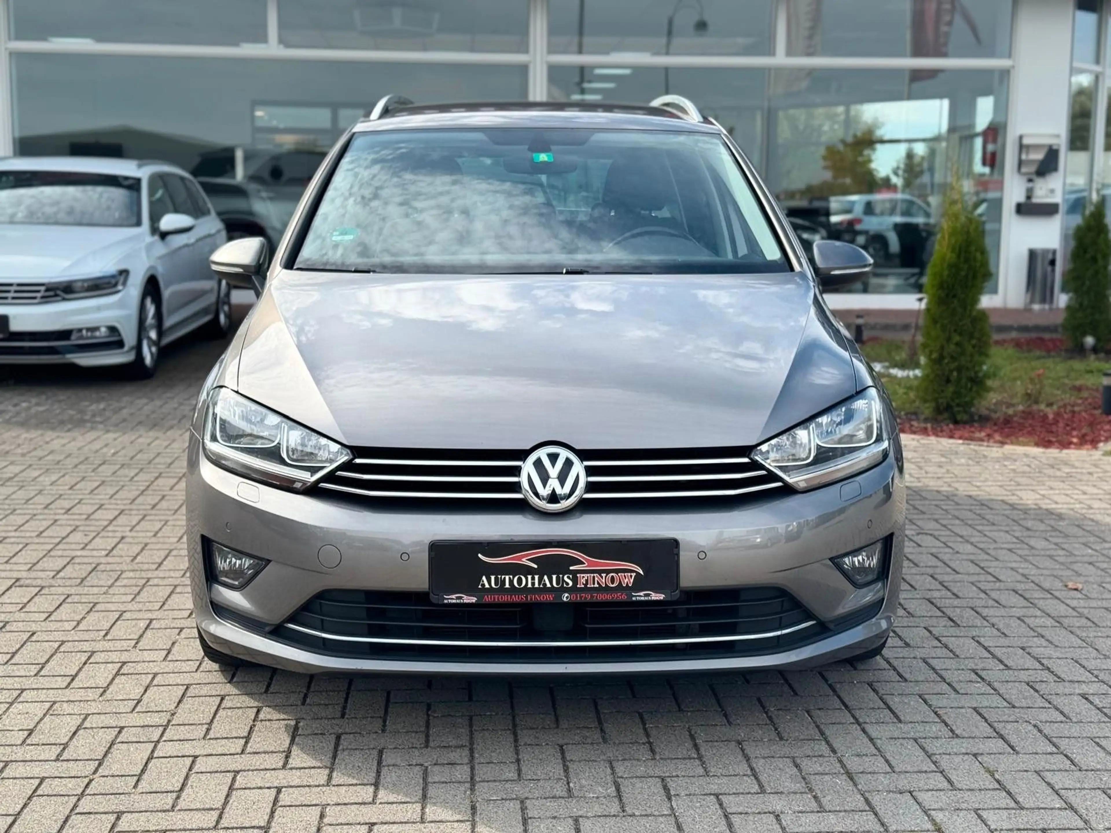 Volkswagen Golf Sportsvan 2.0 TDI"Allstar"NAVI"AHK"TEMPOMAT — photo 4