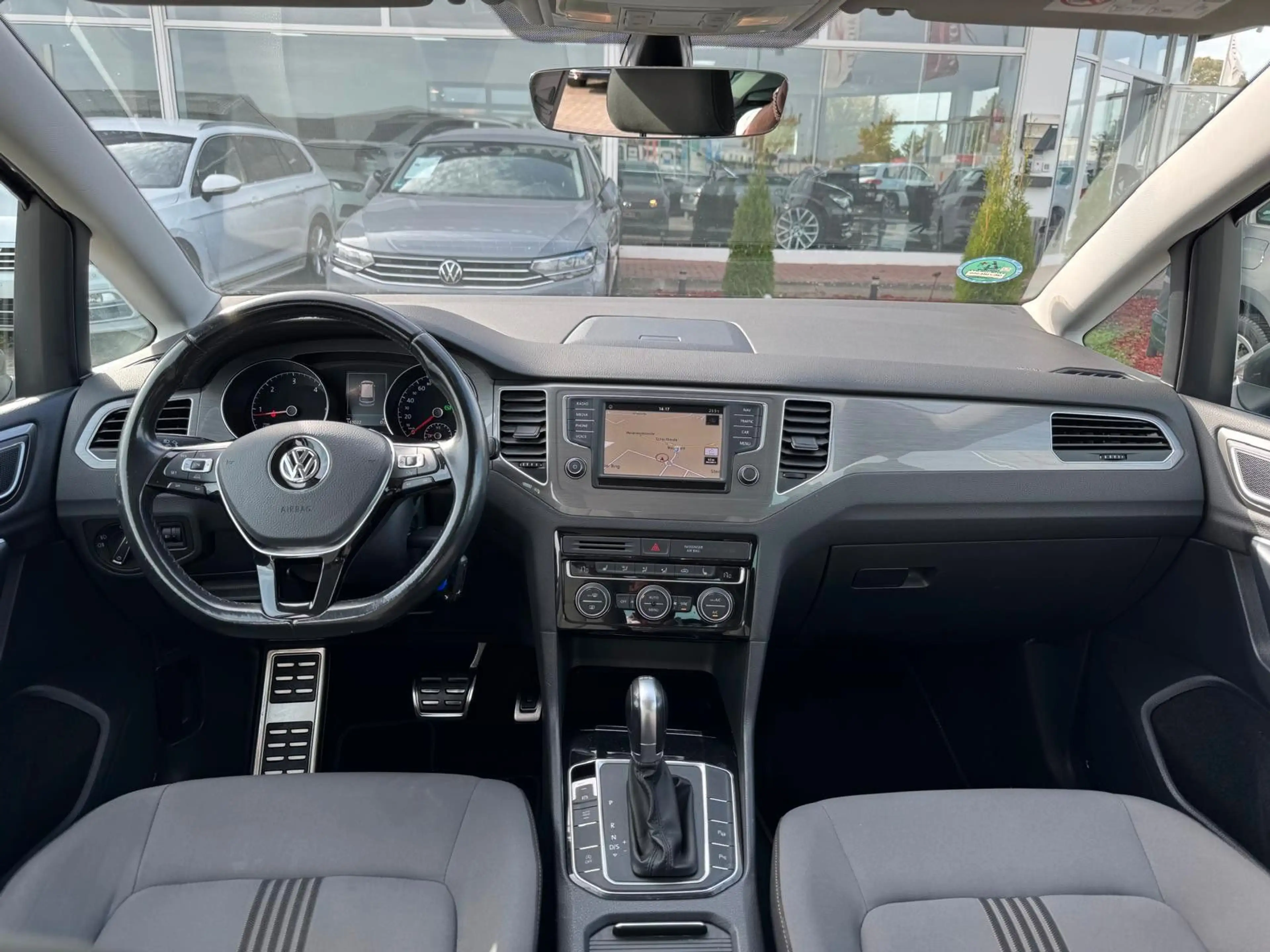 Volkswagen Golf Sportsvan 2.0 TDI"Allstar"NAVI"AHK"TEMPOMAT — photo 14