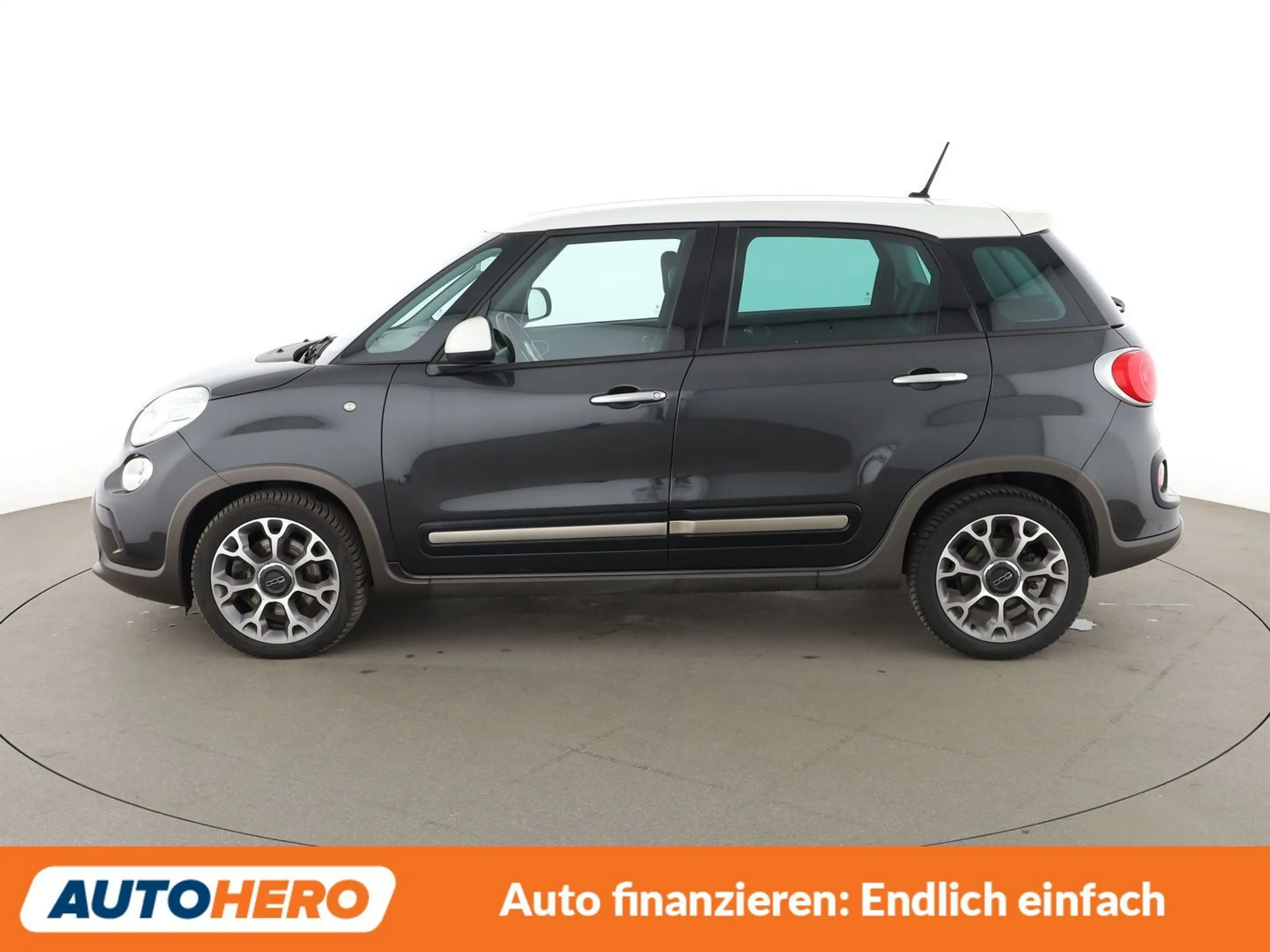 Fiat 500L 1.6 JTDM Trekking Rock N Road Edition *NAVI*TEMPO* — photo 3