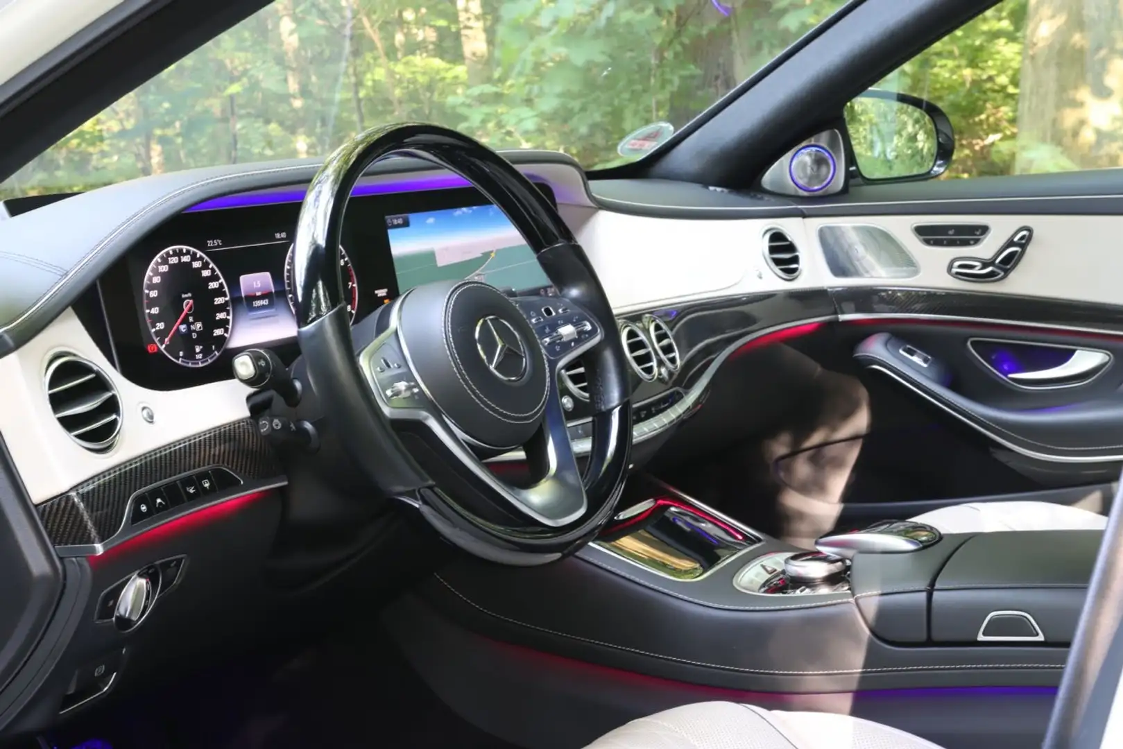 Mercedes-Benz S 560 E S 560 L (222.183) Weiß - 1