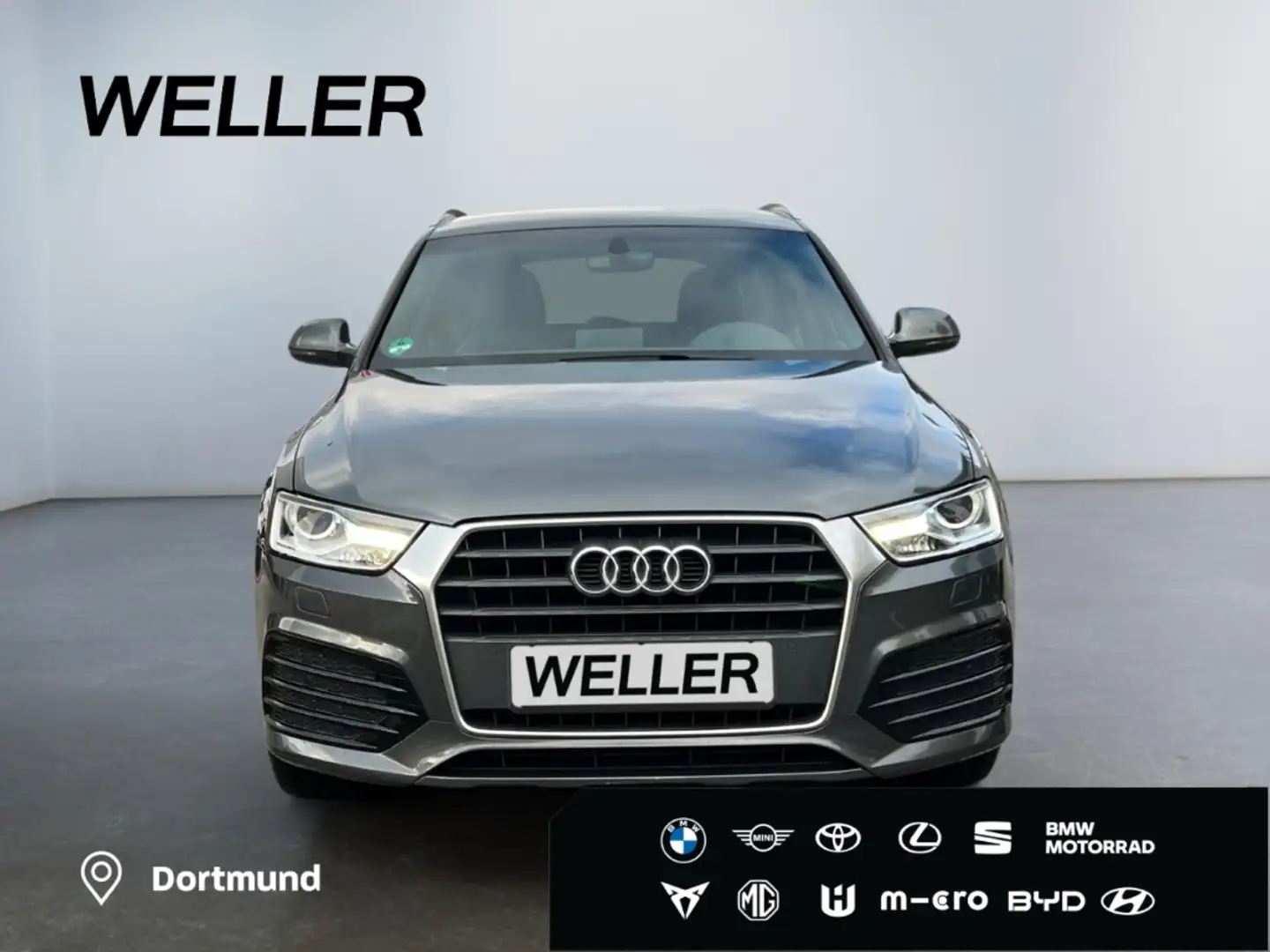 Audi Q3 1.4 TFSI S tronic sport *S line*AHK*Alcantara* Grau - 2