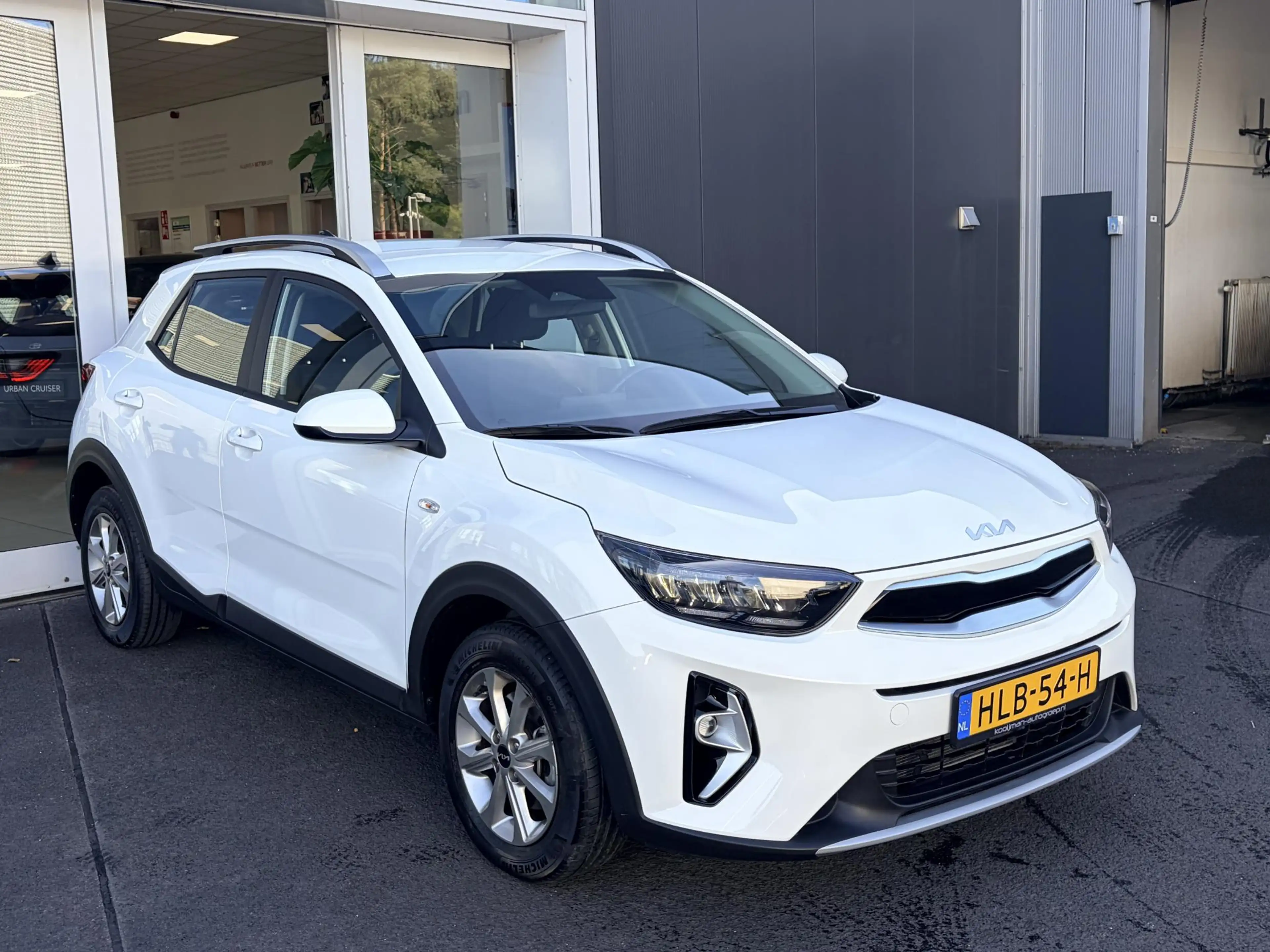 Kia Stonic 1.0 T-GDi MHEV DynamicLine | Lichtmetalen Velgen | — photo 2