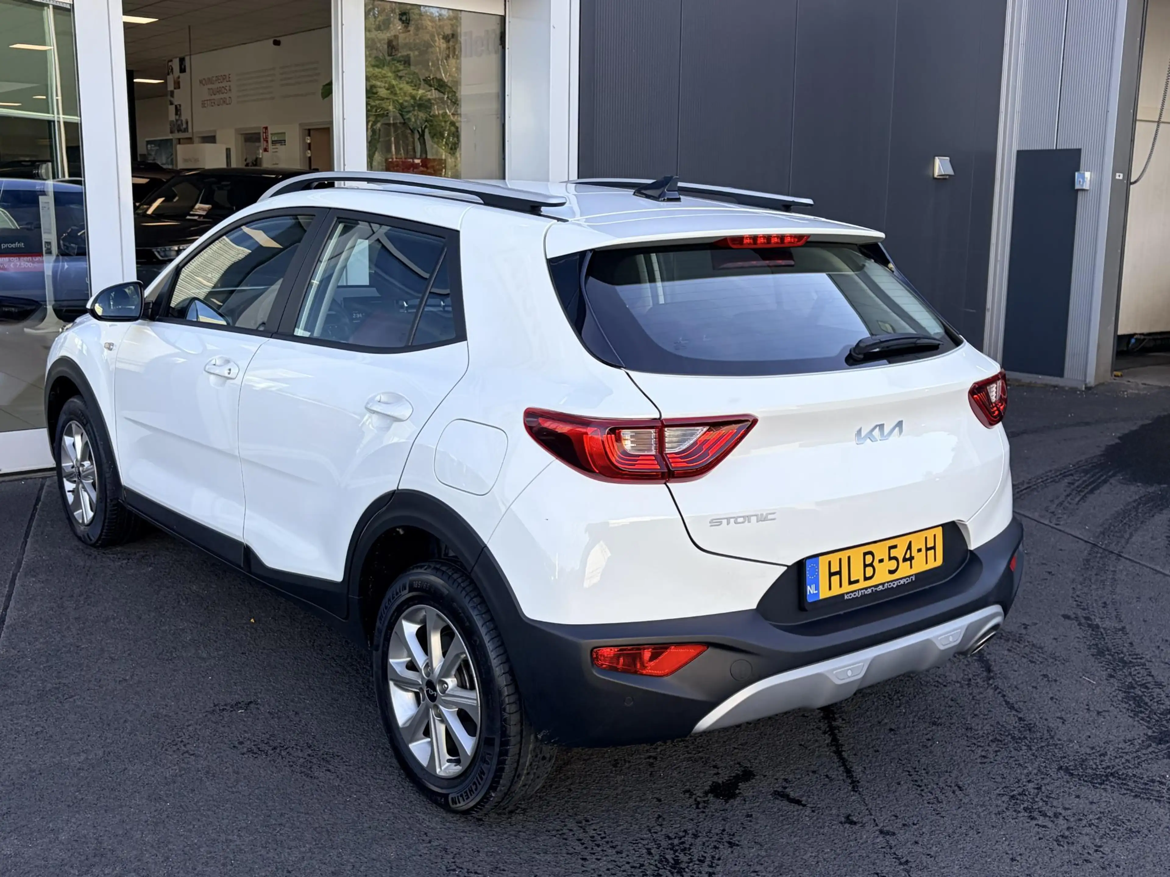 Kia Stonic 1.0 T-GDi MHEV DynamicLine | Lichtmetalen Velgen | — photo 7