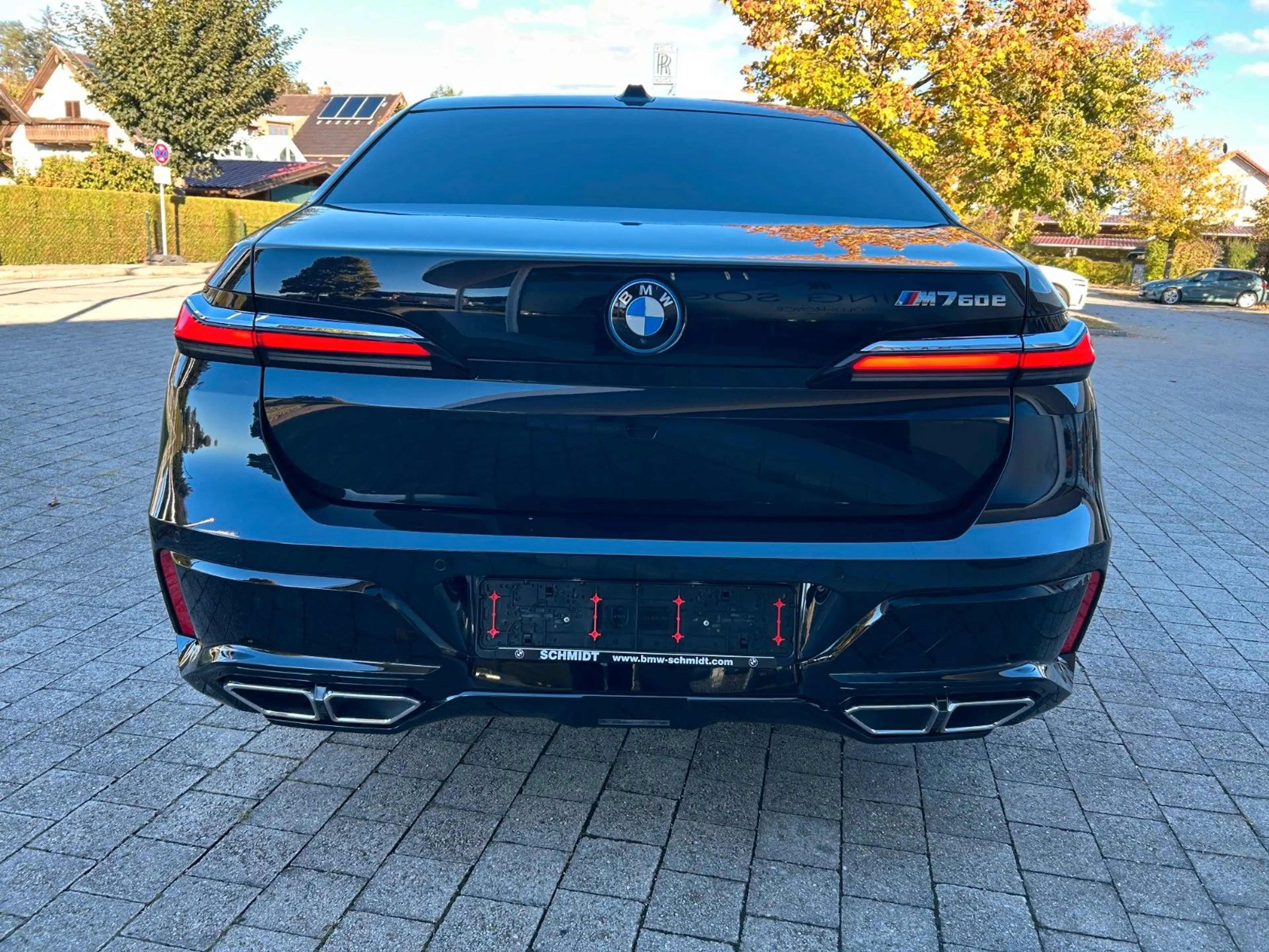BMW 760 e xDrive - B&W, Fond-TV., Executive Lounge — photo 4