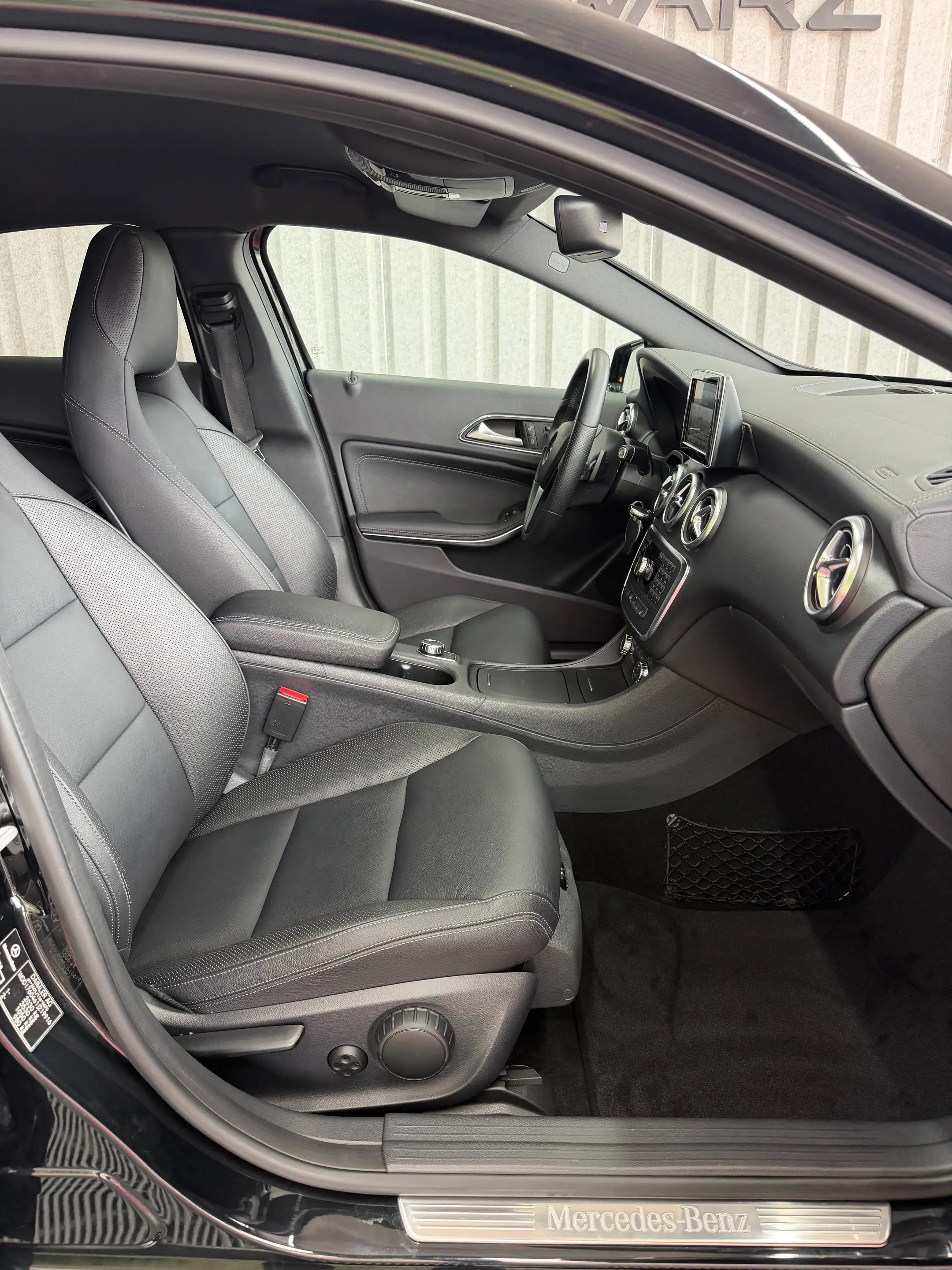 Mercedes-Benz A 250 A 250 4Matic Urban Aut. Leder Kamera Led Memory — photo 15