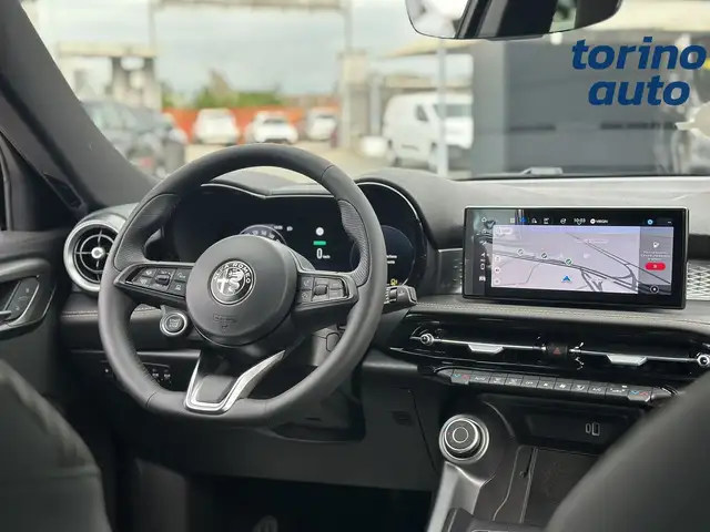 Alfa Romeo Tonale view 16