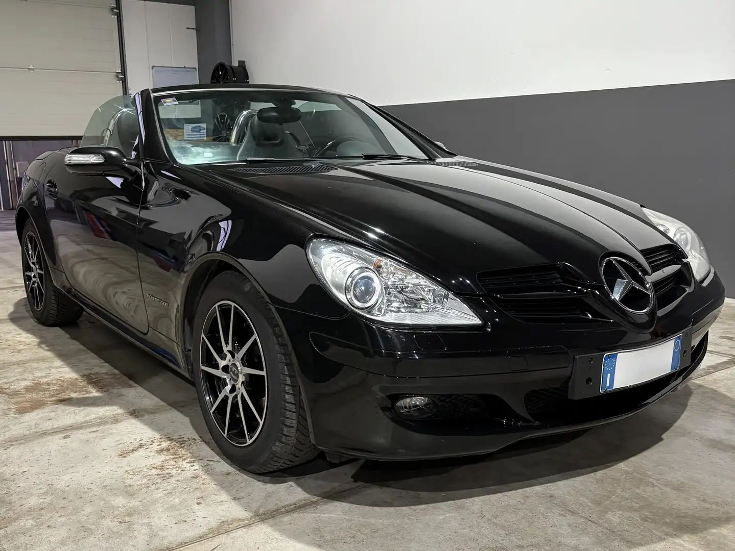 Mercedes-Benz SLK 200 SLK Roadster - R171 200K Sport Negru - 1