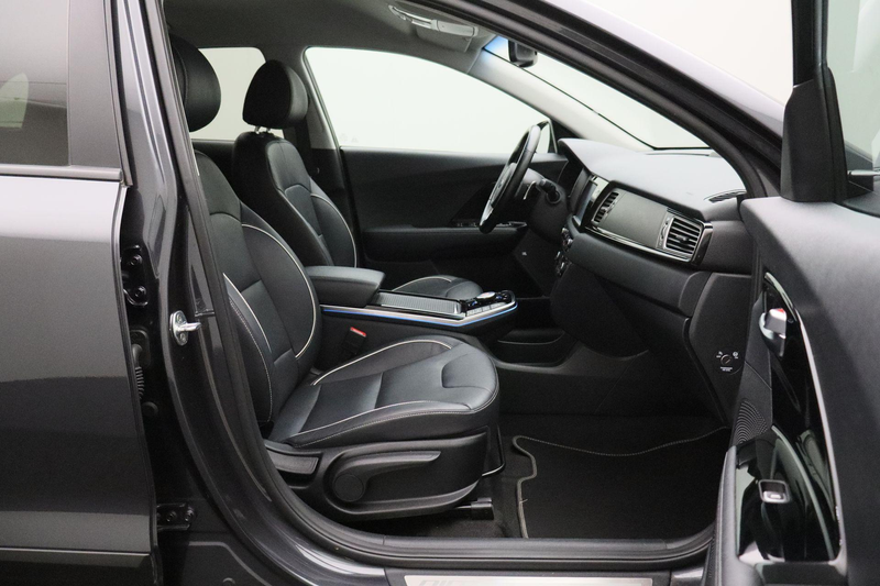 Kia e-Niro ExecutiveLine 64 kWh 2019 | Airco | Cruise Control — photo 18